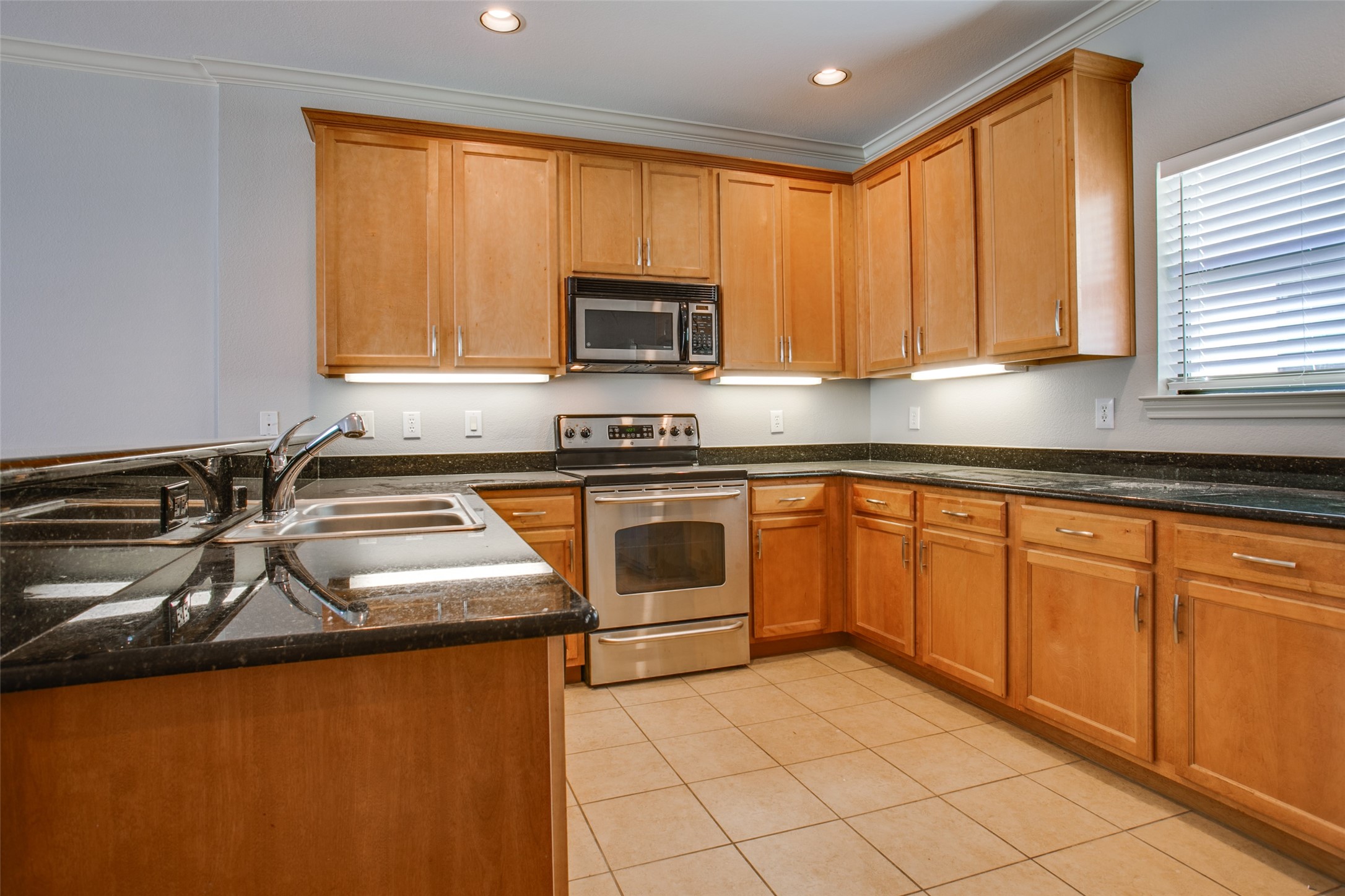 2415 Stutz Drive Dallas TX 75235