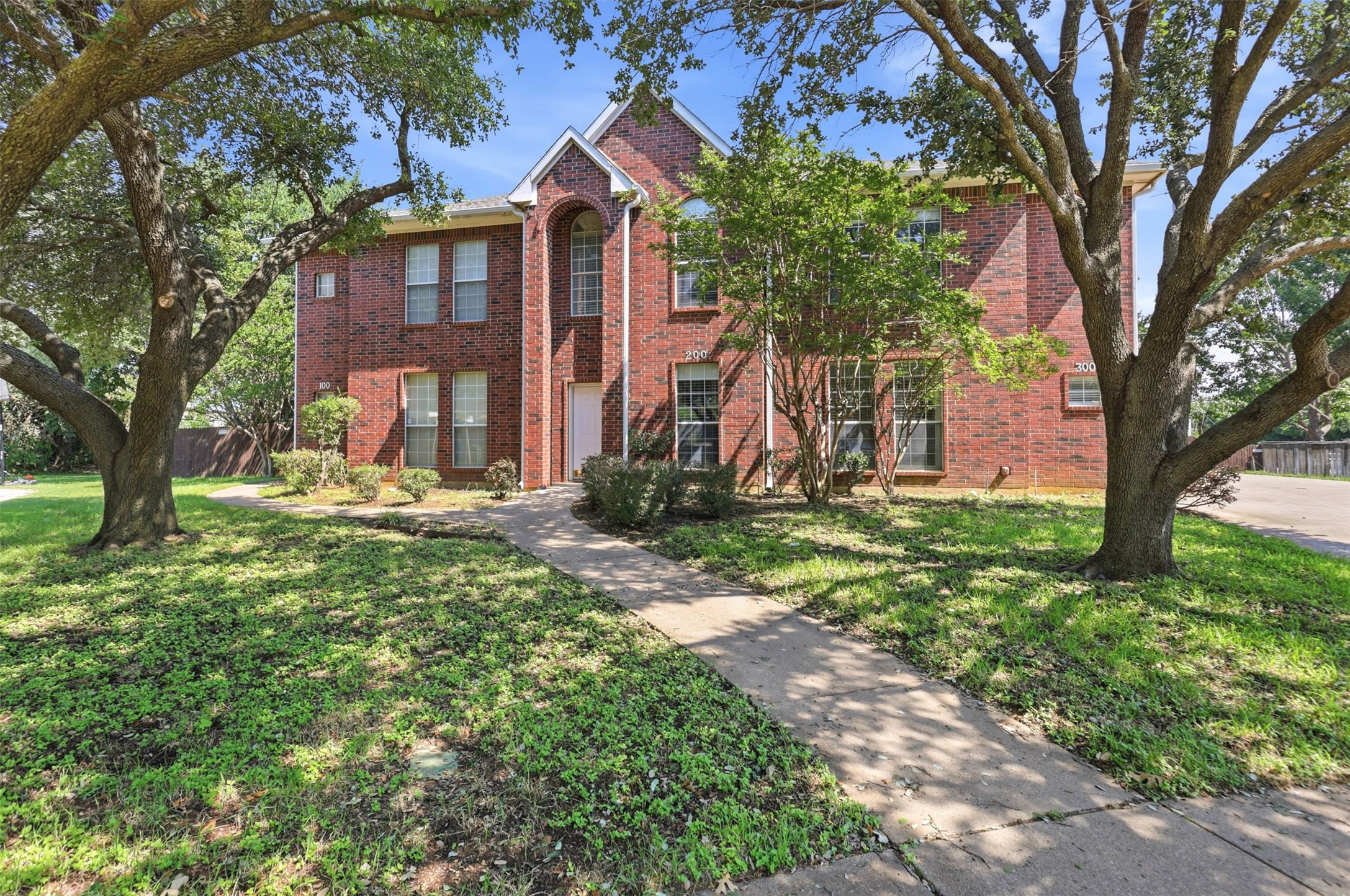 121 Wildwood Court Grapevine TX 76051