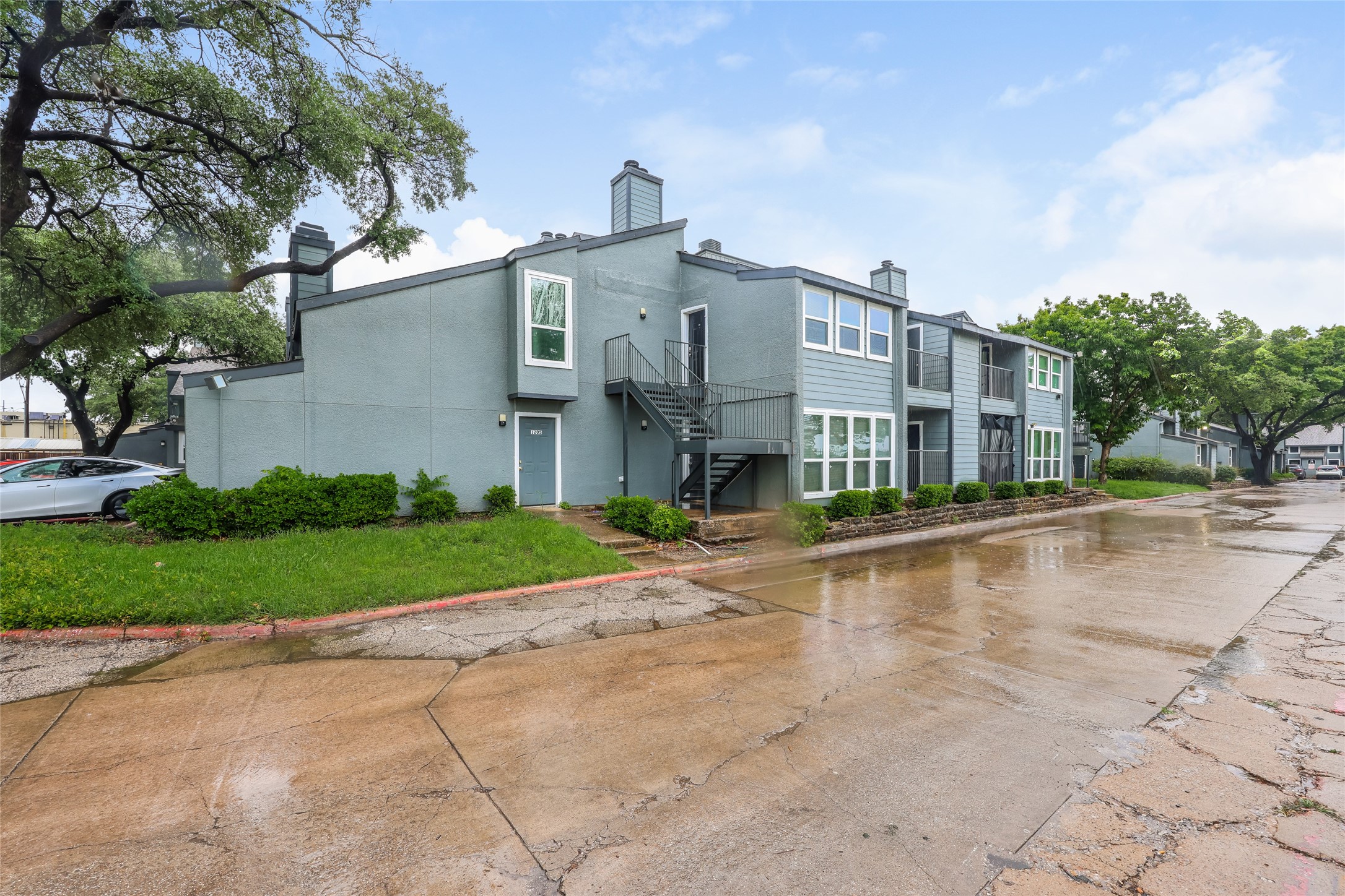 9696 Walnut Street Dallas TX 75243