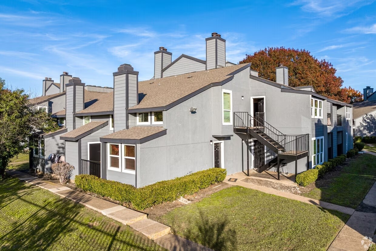 9696 Walnut Street Dallas TX 75243