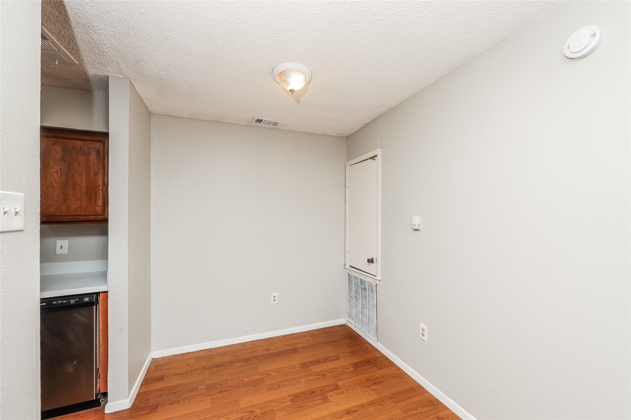 9696 Walnut Street Dallas TX 75243