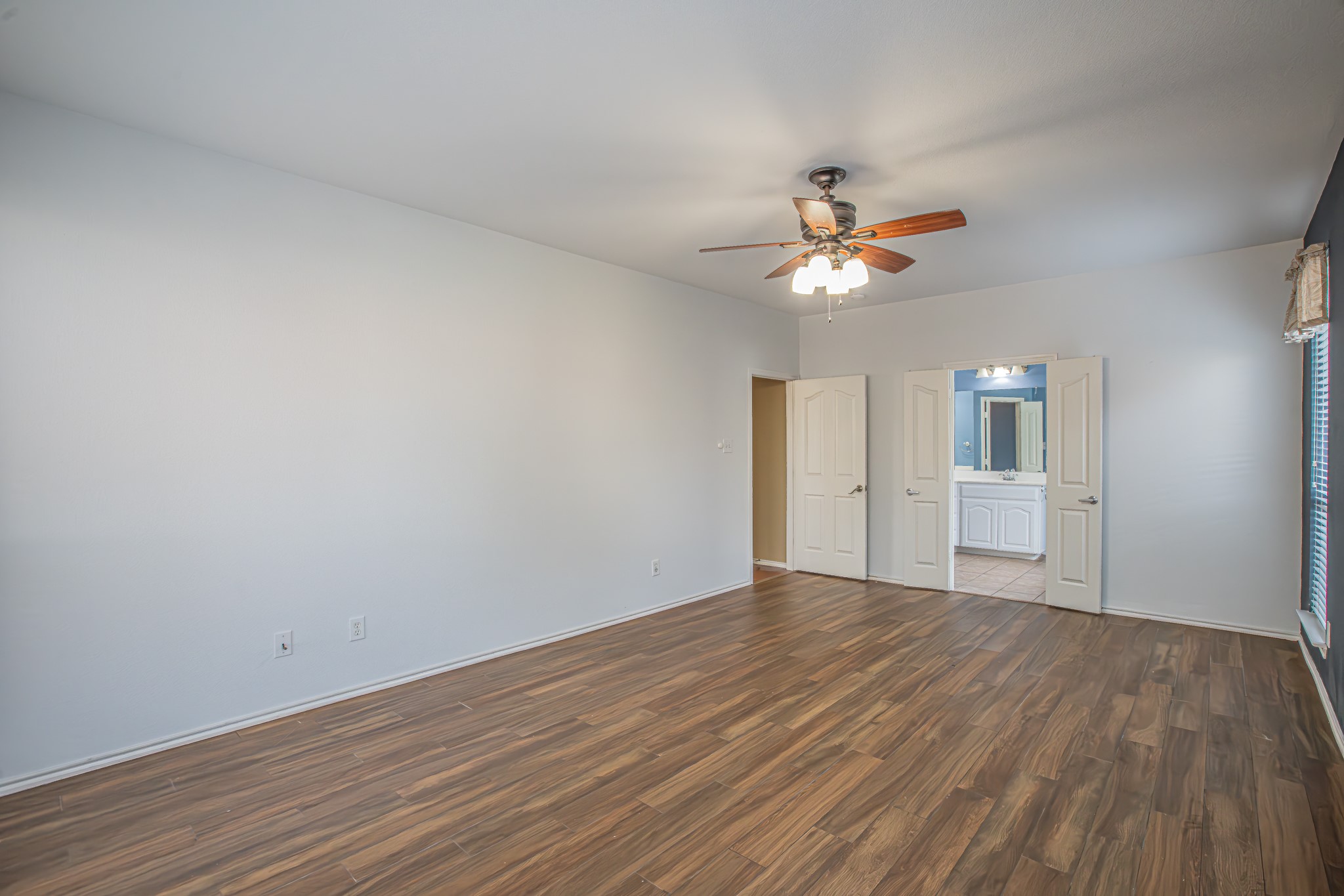 1664 Park Grove Drive Irving TX 75060