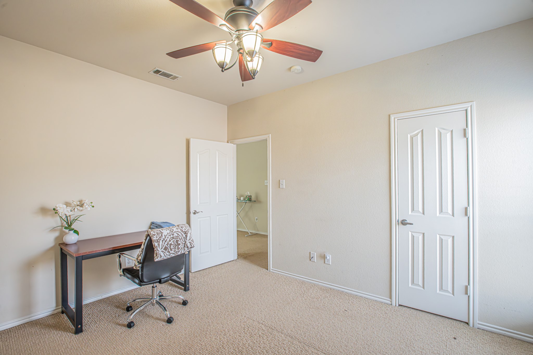 1664 Park Grove Drive Irving TX 75060