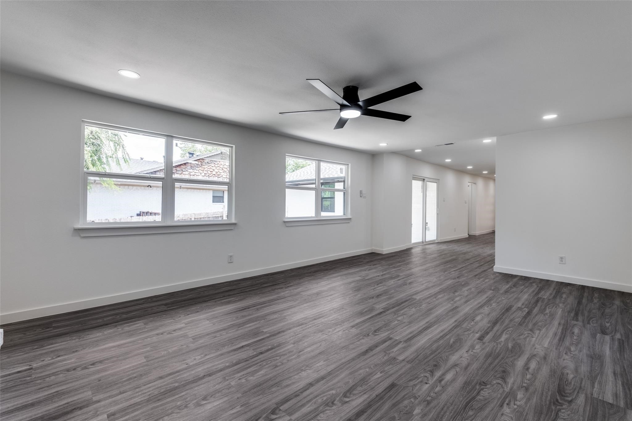 11341 Gatewood Place Dallas TX 75218