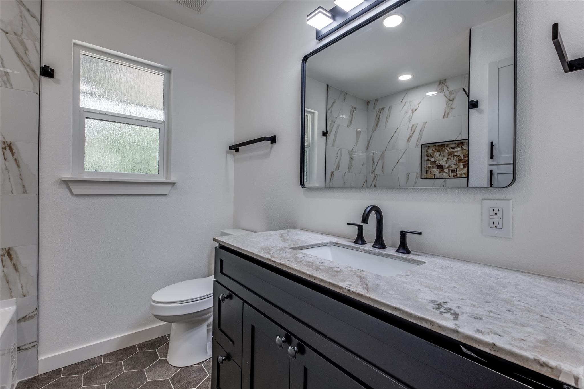 11341 Gatewood Place Dallas TX 75218