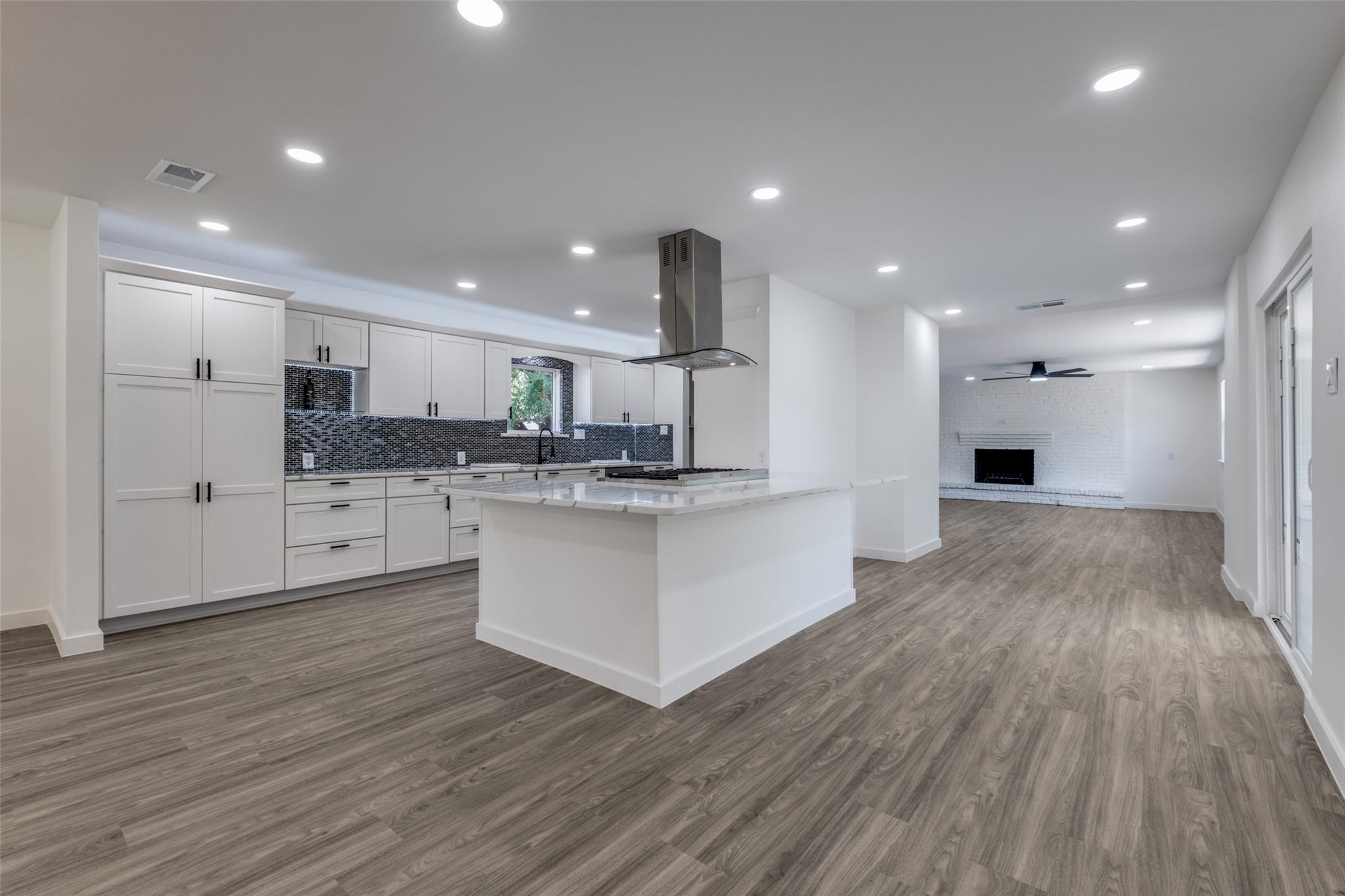 11341 Gatewood Place Dallas TX 75218