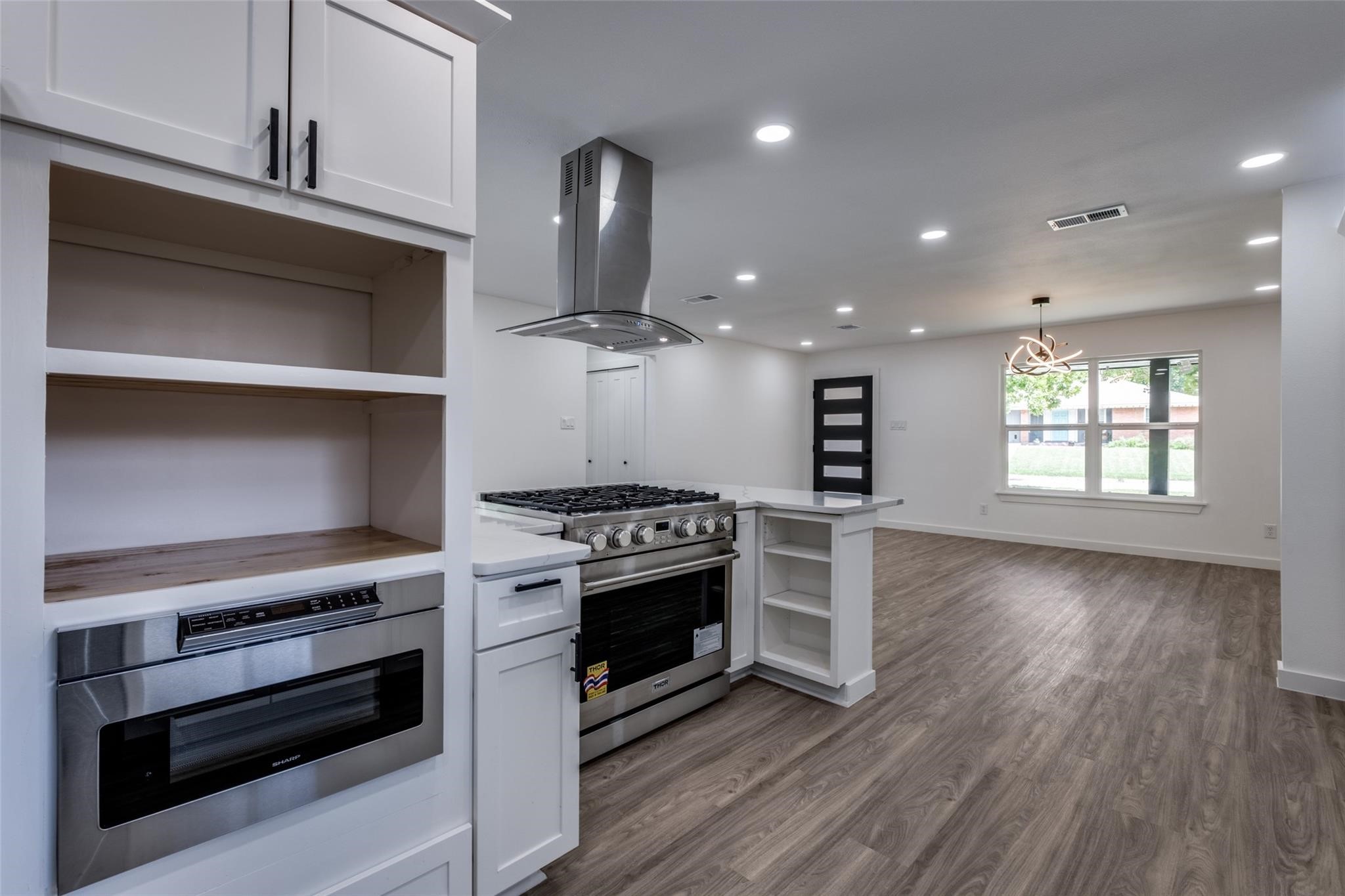 11341 Gatewood Place Dallas TX 75218