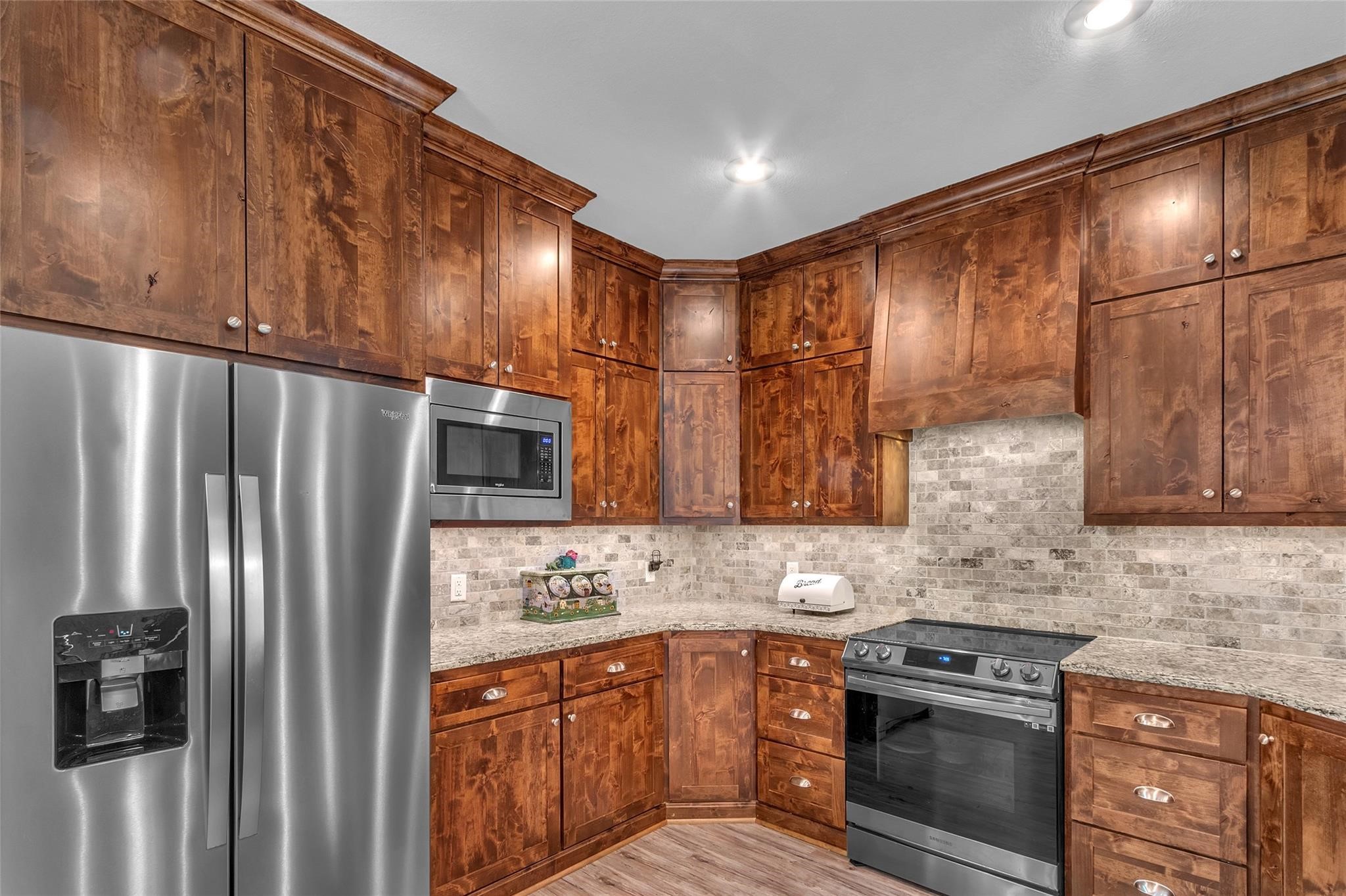 129 Oak Springs Loop Mabank TX 75147