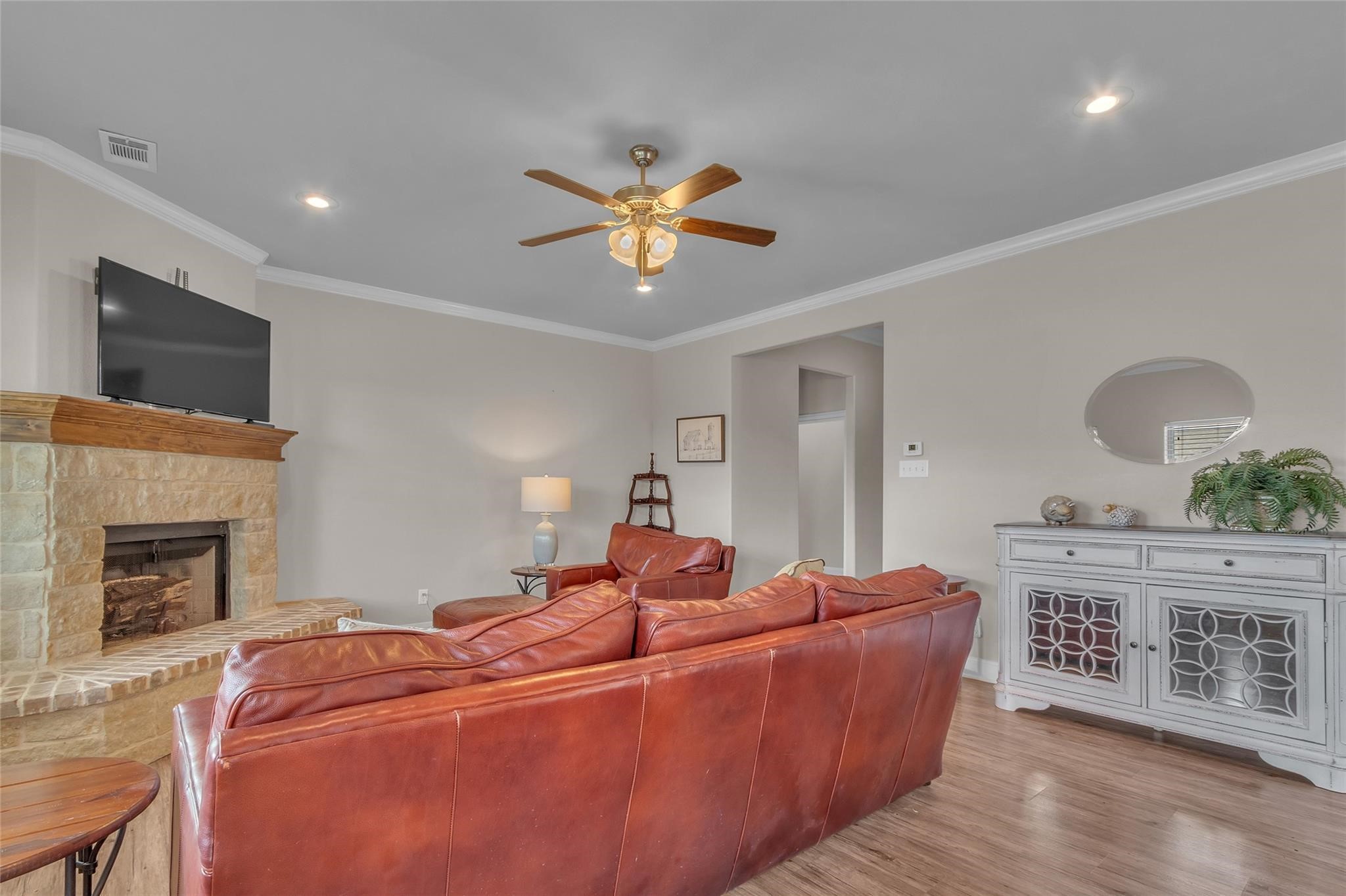 129 Oak Springs Loop Mabank TX 75147