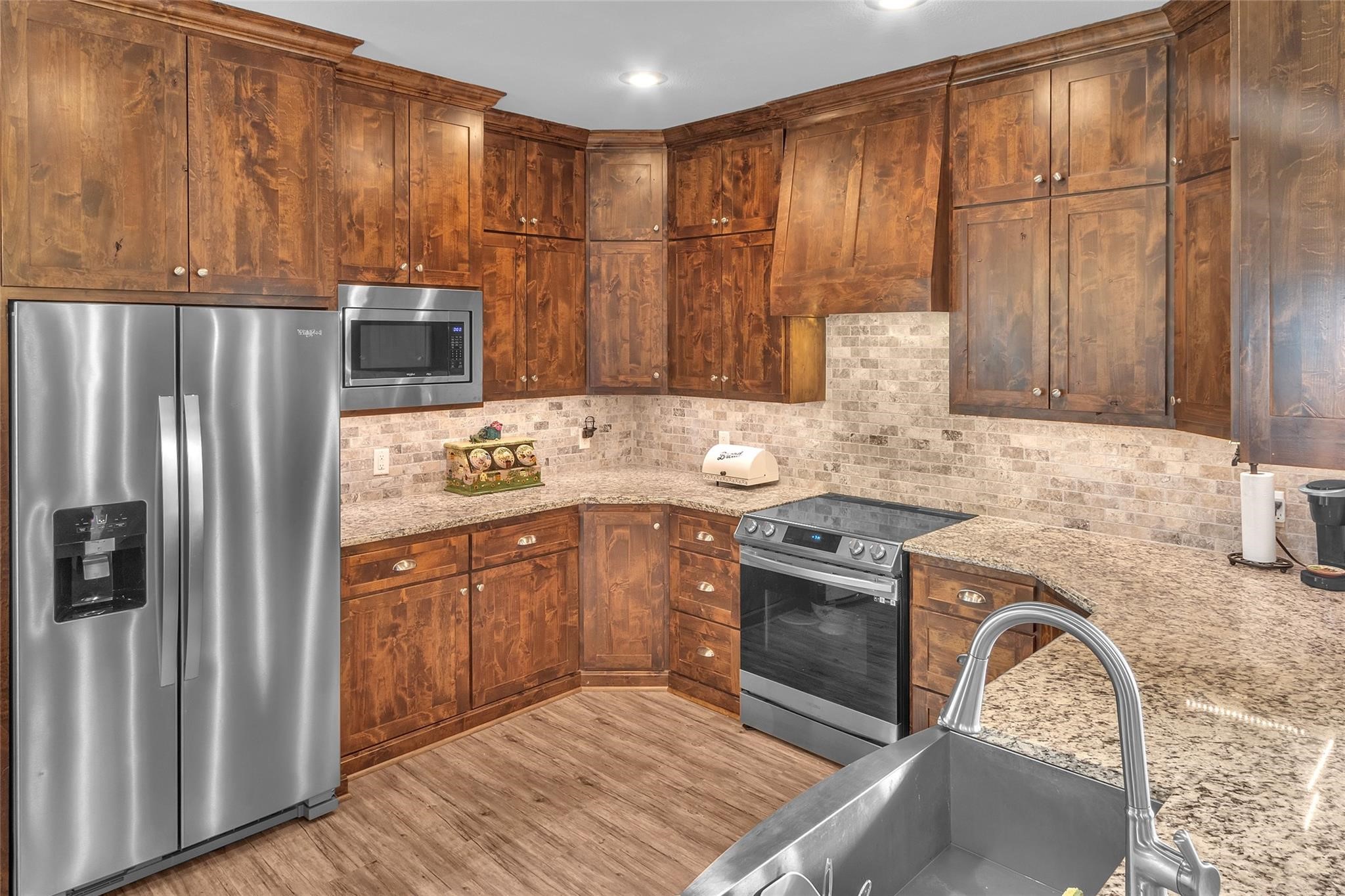 129 Oak Springs Loop Mabank TX 75147