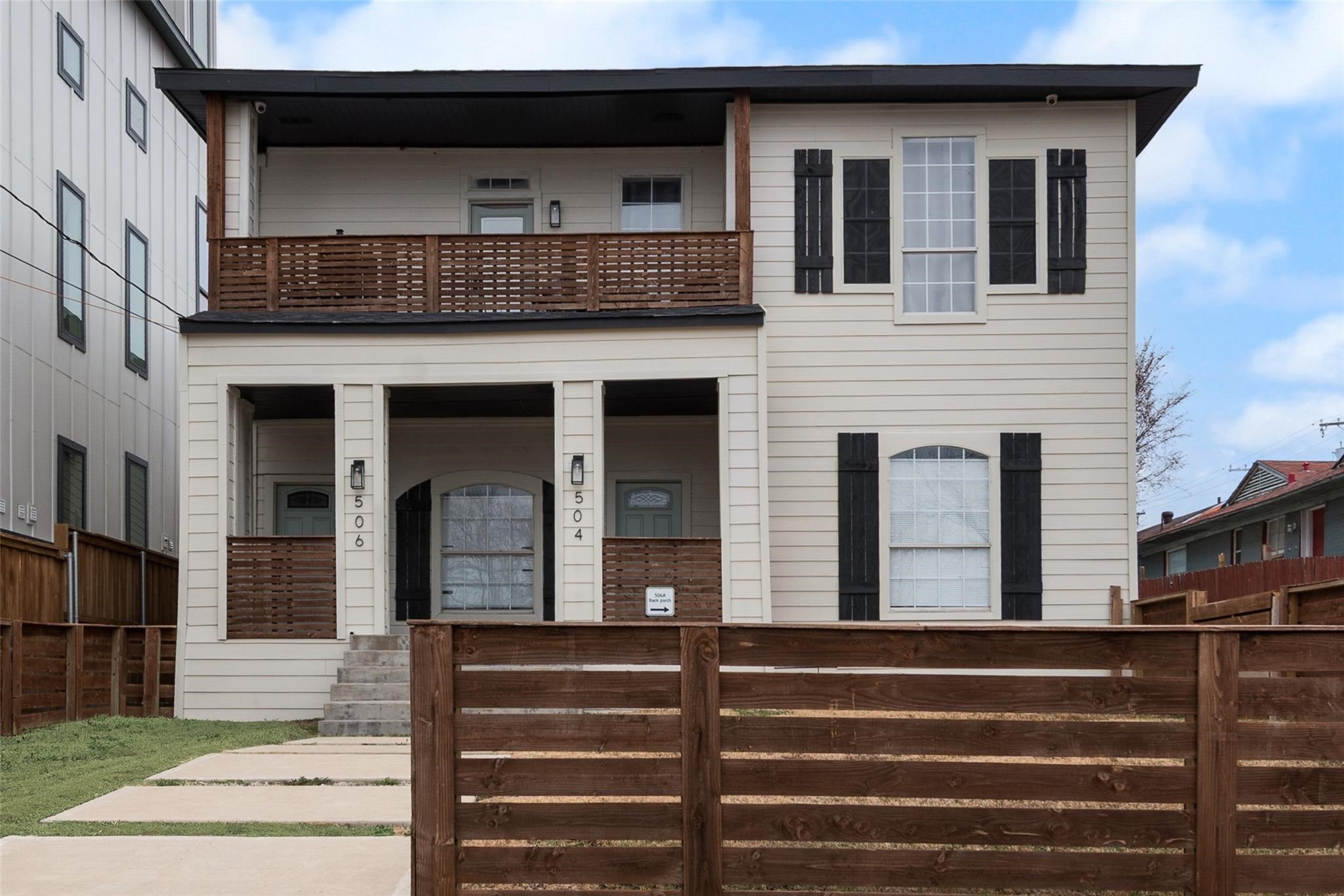 506 N Lancaster Avenue Dallas TX 75203
