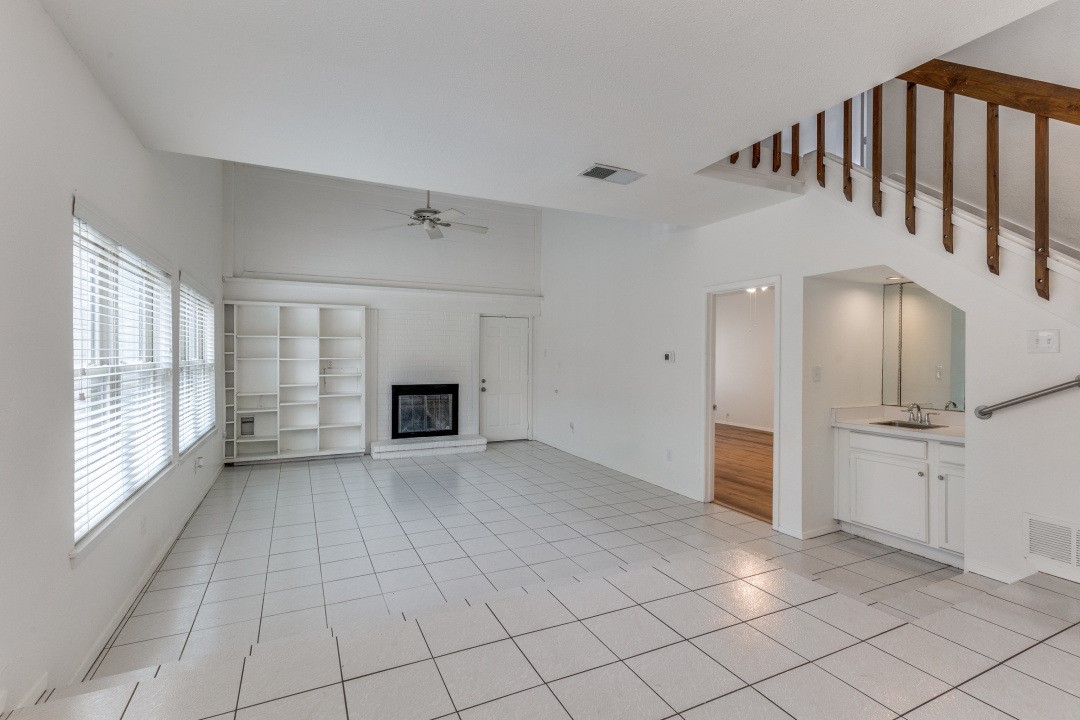 8201 Mountain Lake Circle Fort Worth TX 76179