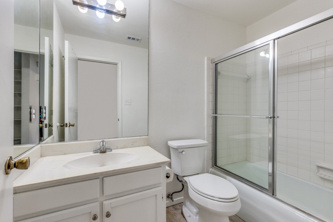 8201 Mountain Lake Circle Fort Worth TX 76179