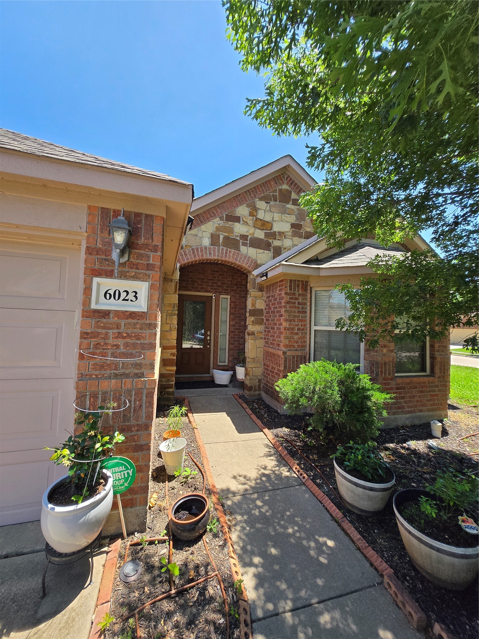 6023 Heather Drive Grand Prairie TX 75052