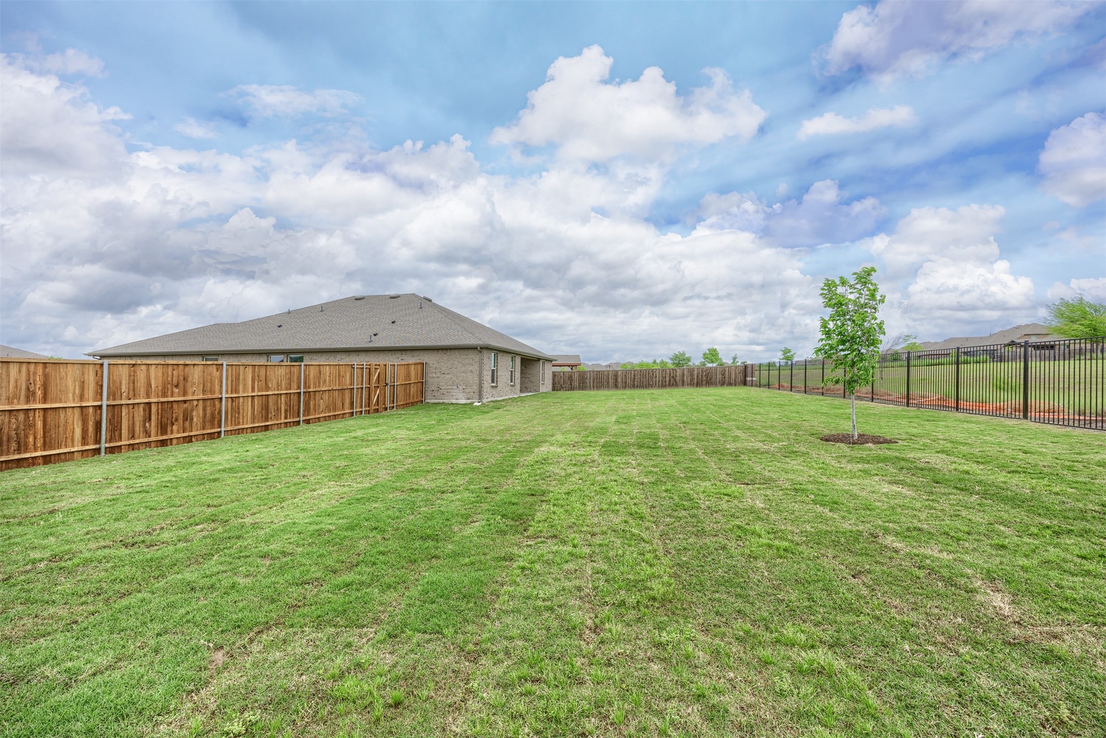319 Colony Way Fate TX 75189