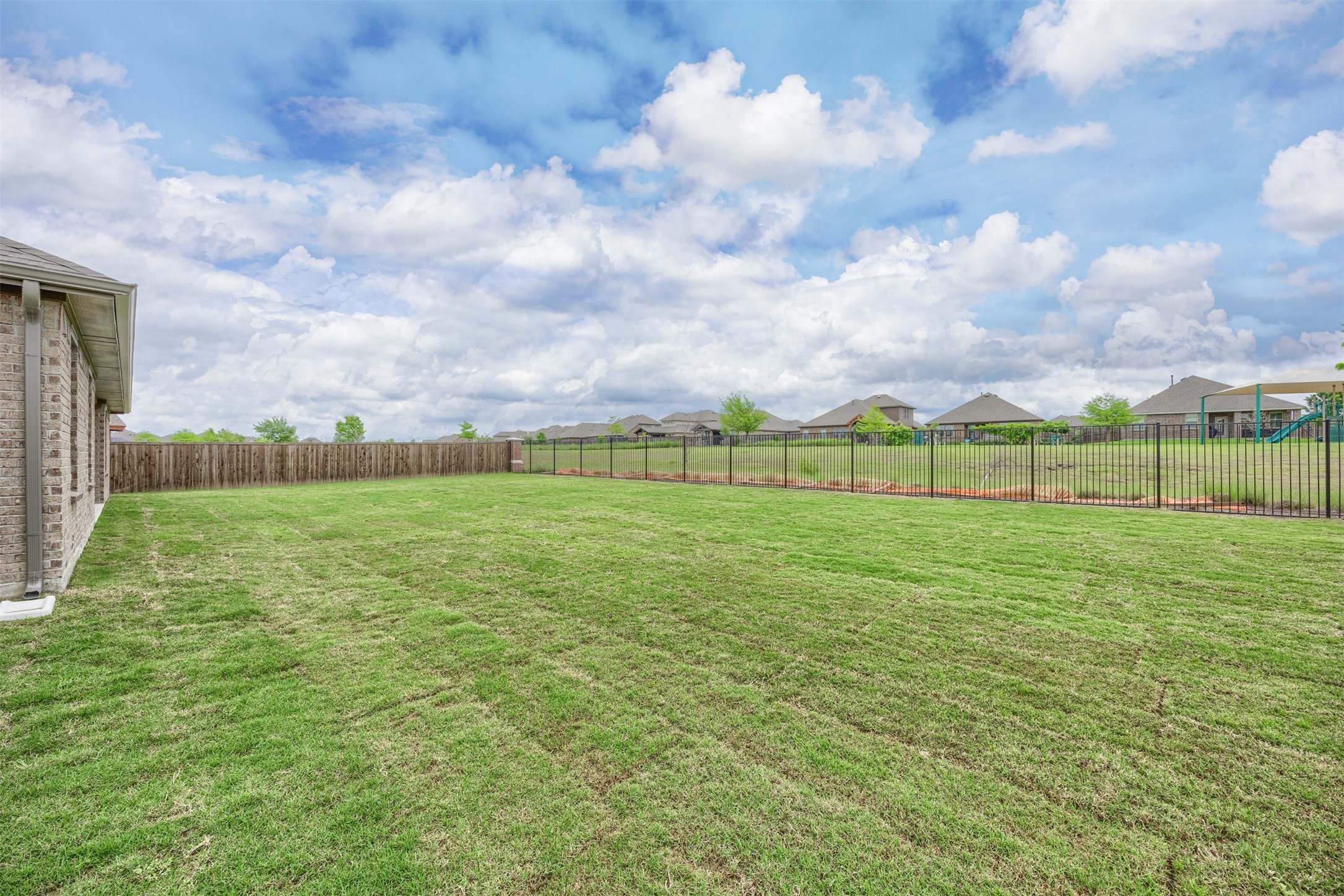 319 Colony Way Fate TX 75189