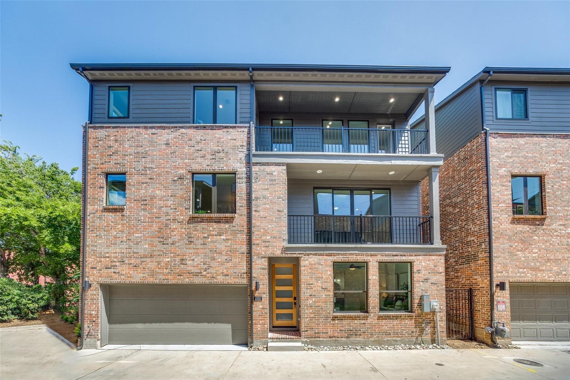 1552 Cosette Drive Dallas TX 75215