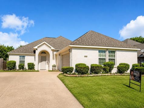 1759 Ridgemar Drive Grand Prairie TX 75051