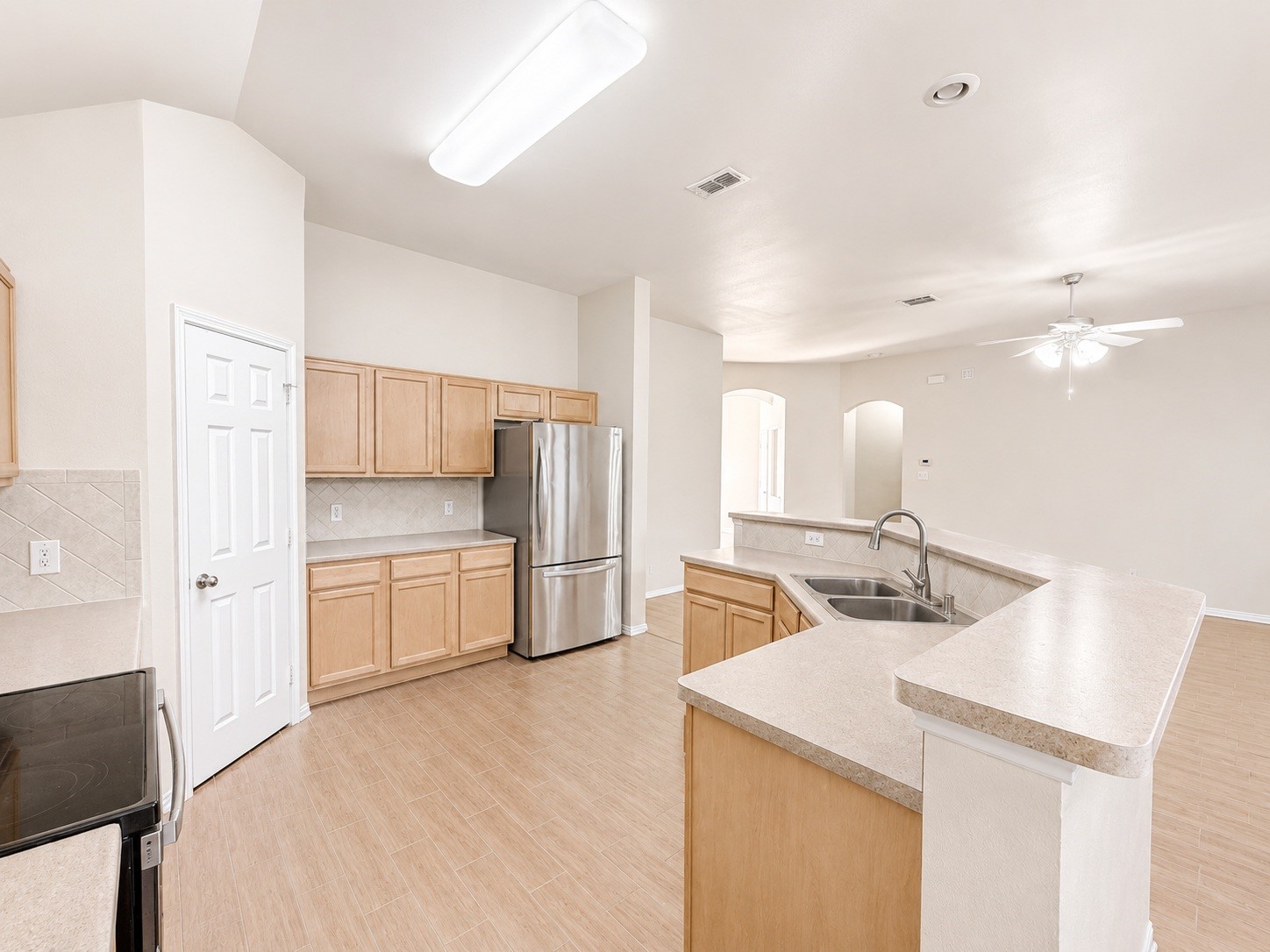 1759 Ridgemar Drive Grand Prairie TX 75051
