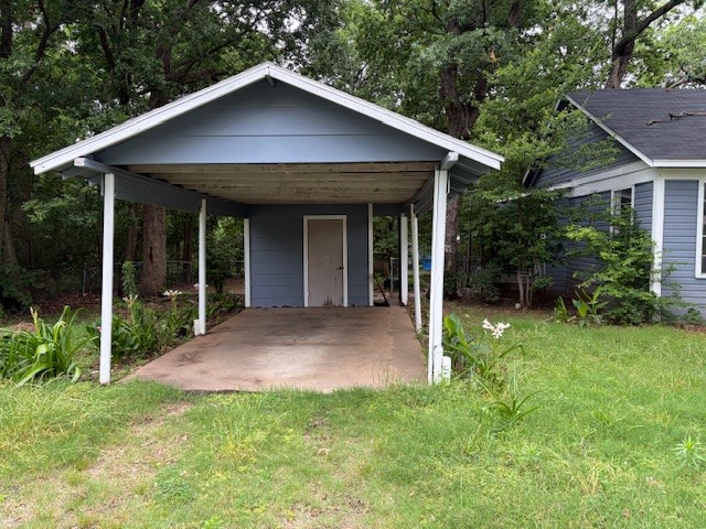 2909 Bonham Street Paris TX 75460
