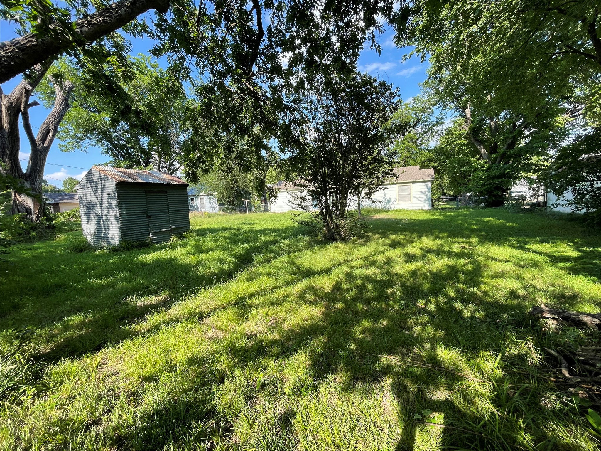 1813 Throckmorton Street Gainesville TX 76240
