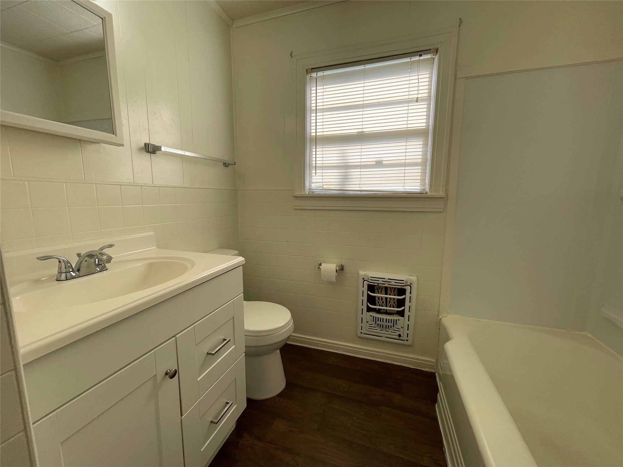1813 Throckmorton Street Gainesville TX 76240