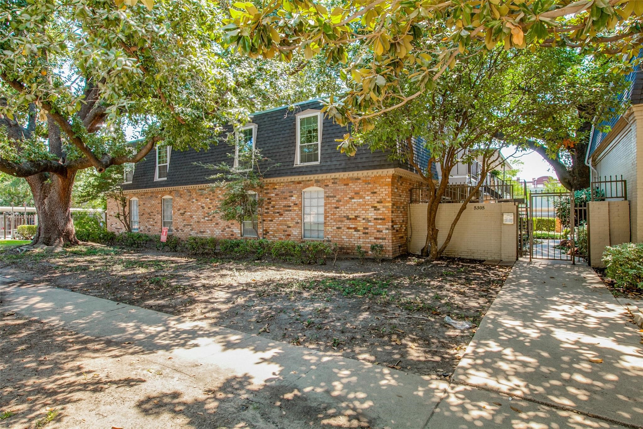 5323 Fleetwood Oaks Avenue Dallas TX 75235