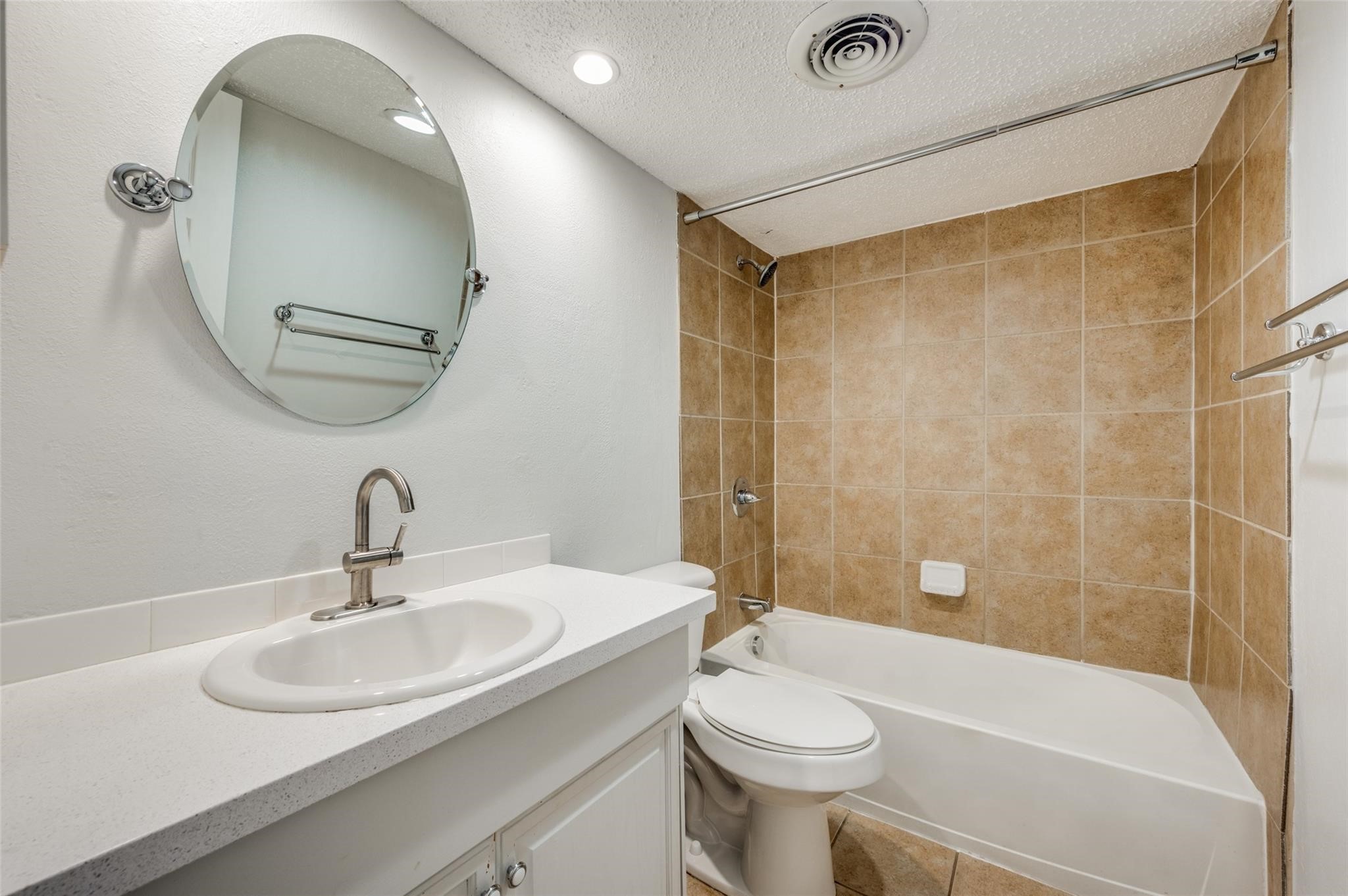 5323 Fleetwood Oaks Avenue Dallas TX 75235