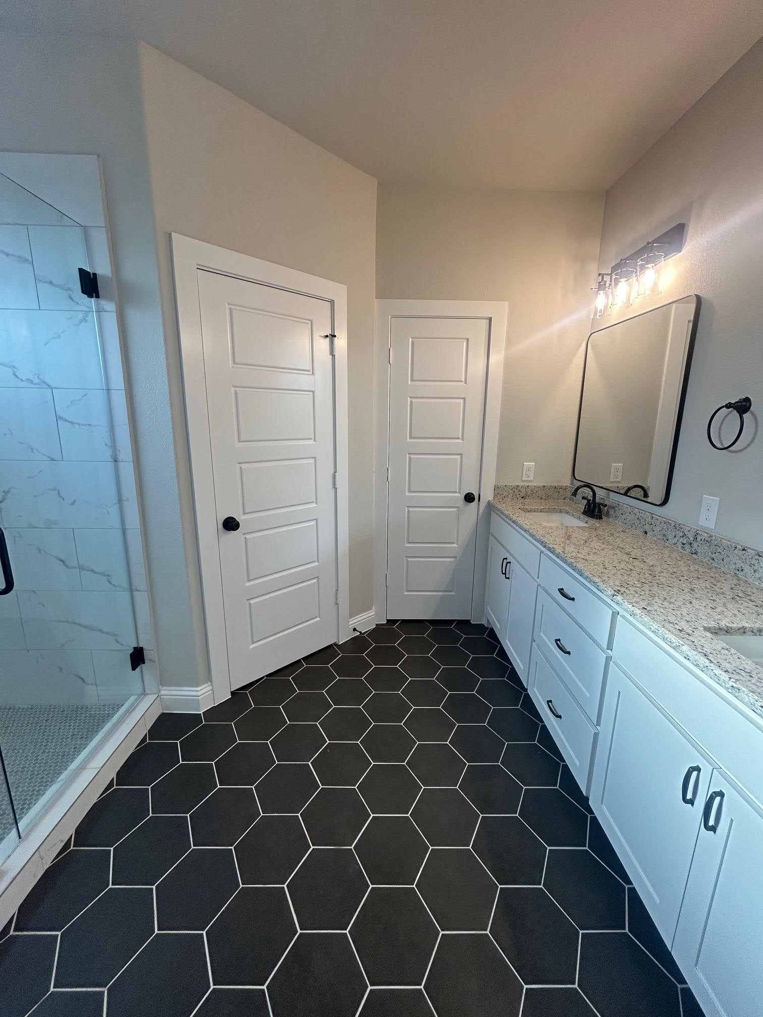 4001 Avion Drive Sanger TX 76266