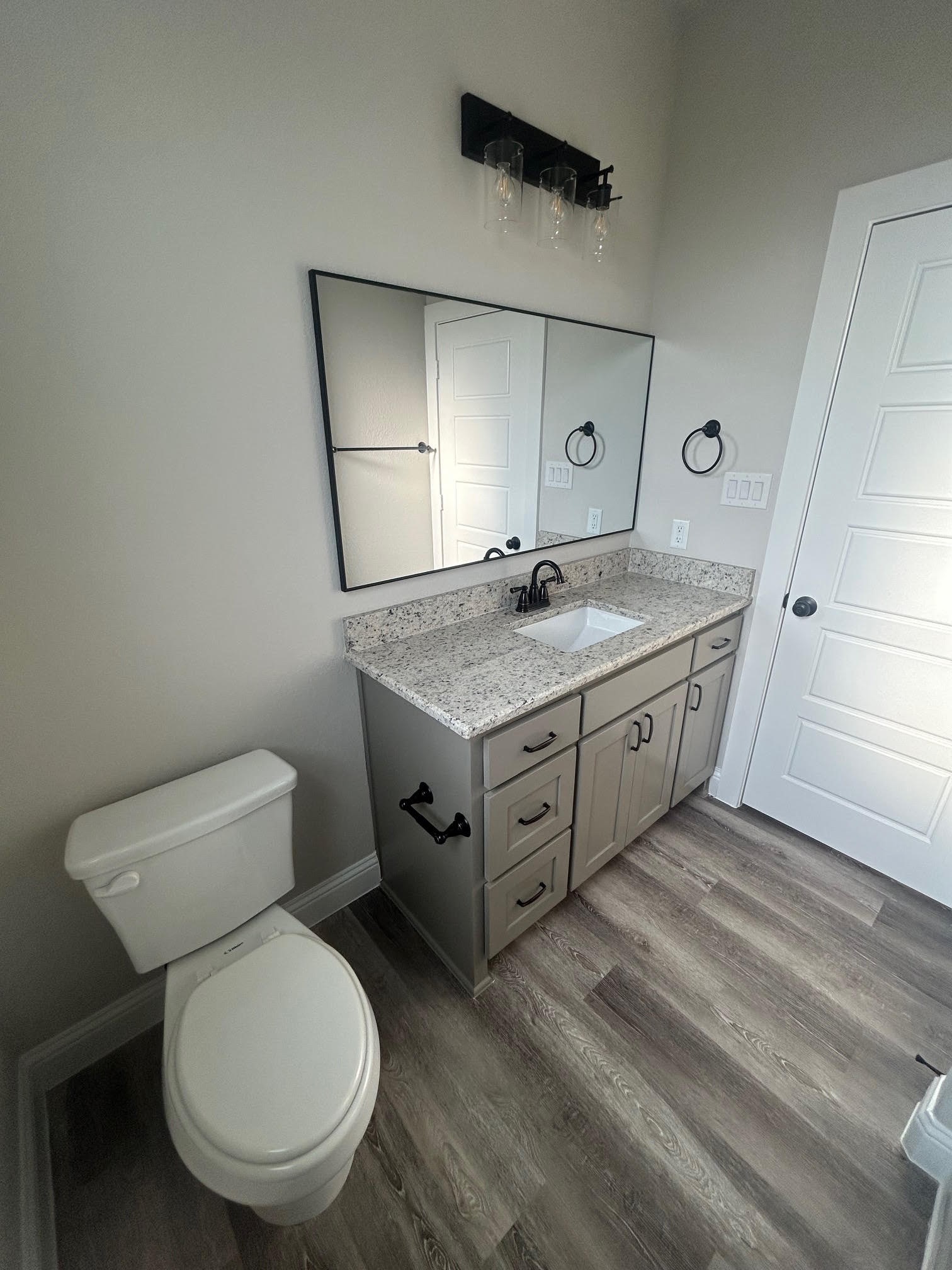4001 Avion Drive Sanger TX 76266