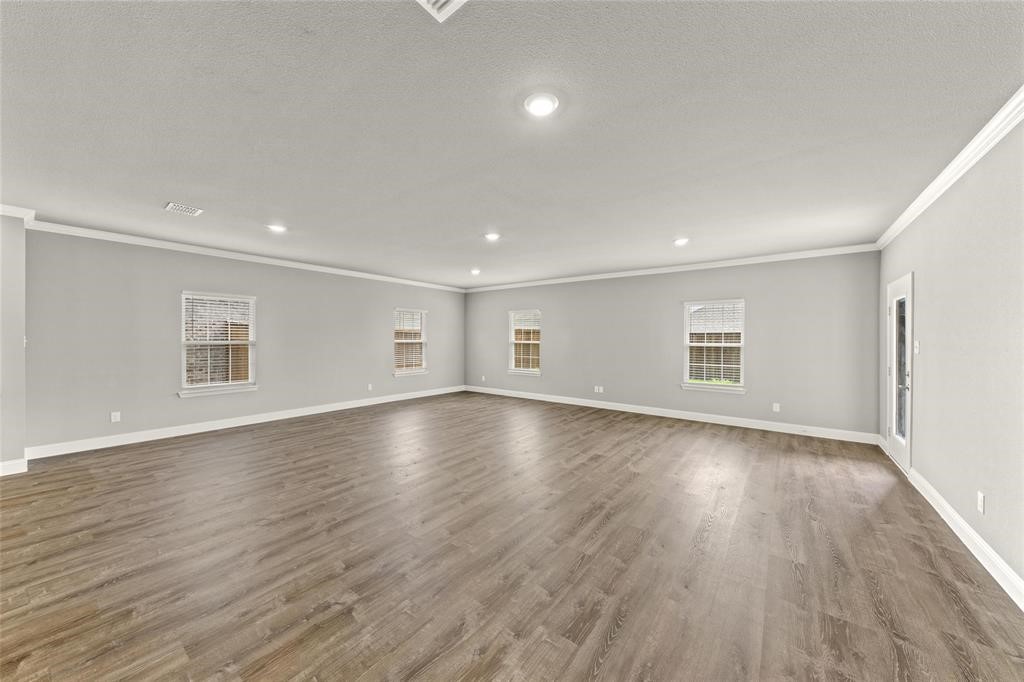 304 Community Drive Lavon TX 75166