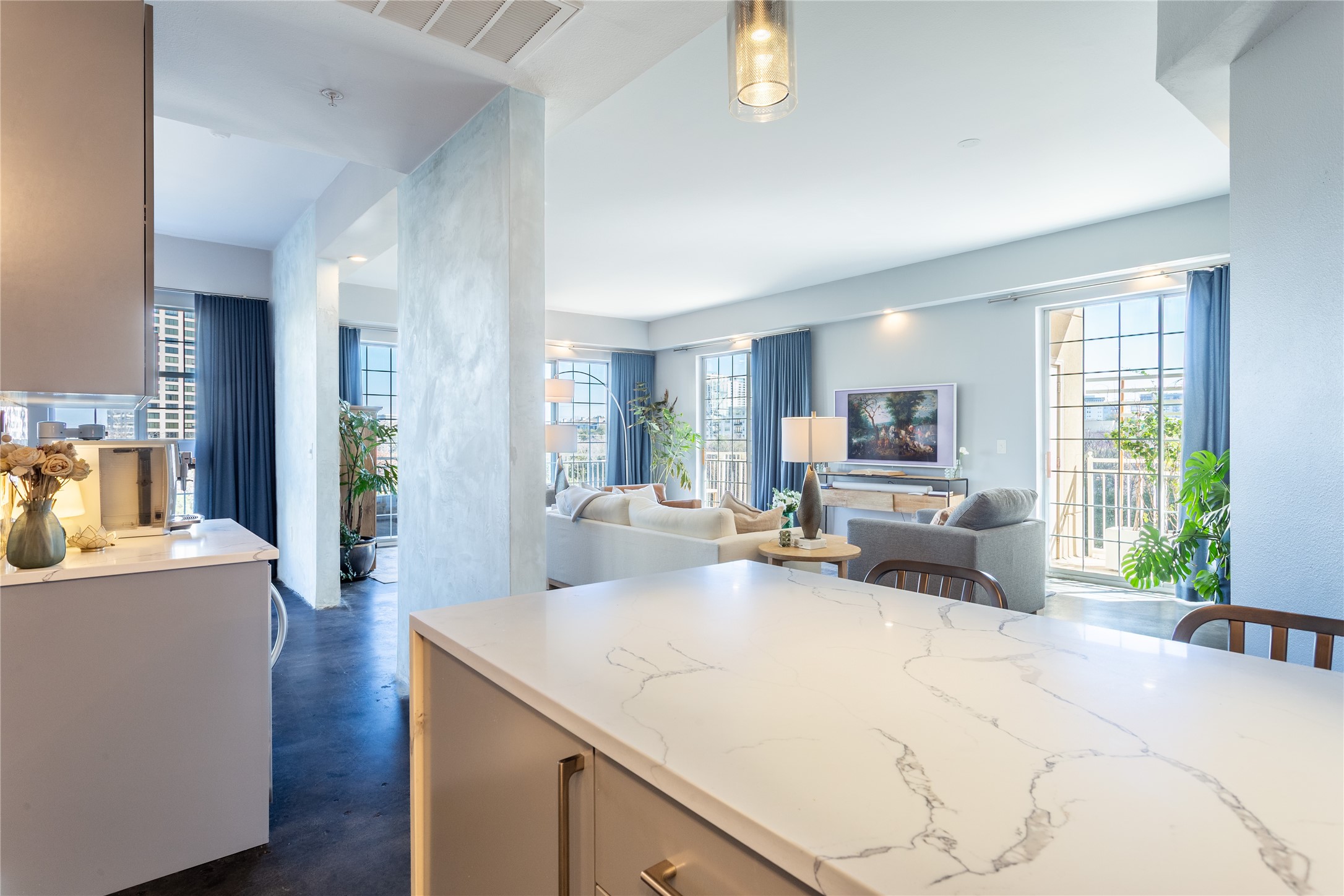 3225 Turtle Creek Boulevard Dallas TX 75219