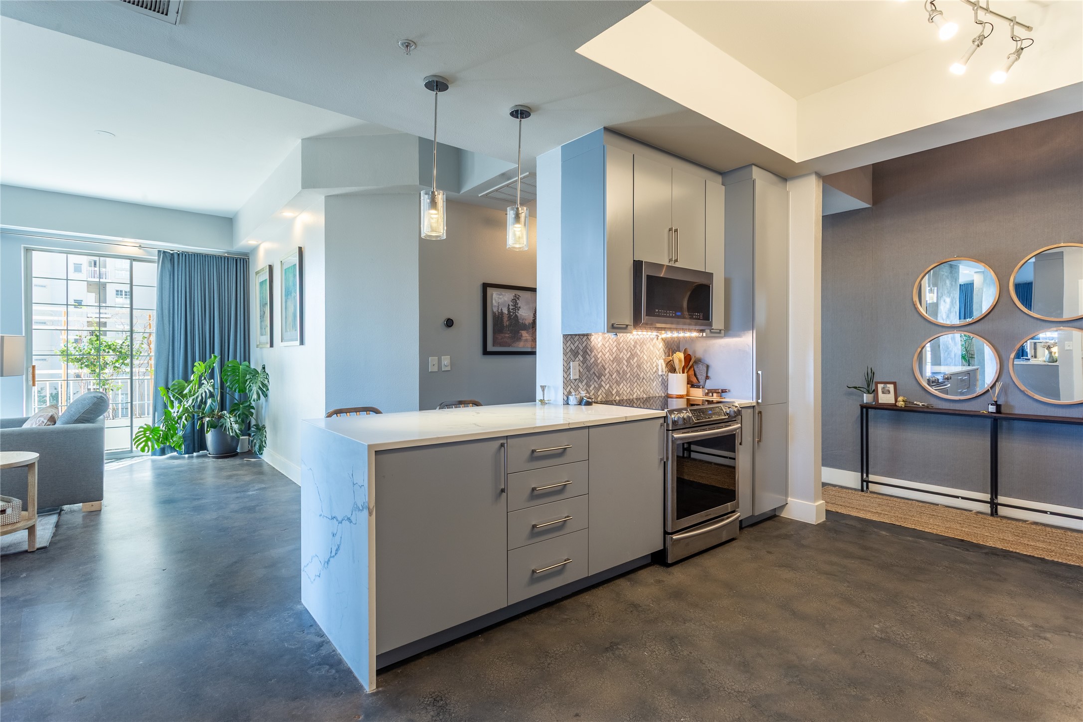 3225 Turtle Creek Boulevard Dallas TX 75219