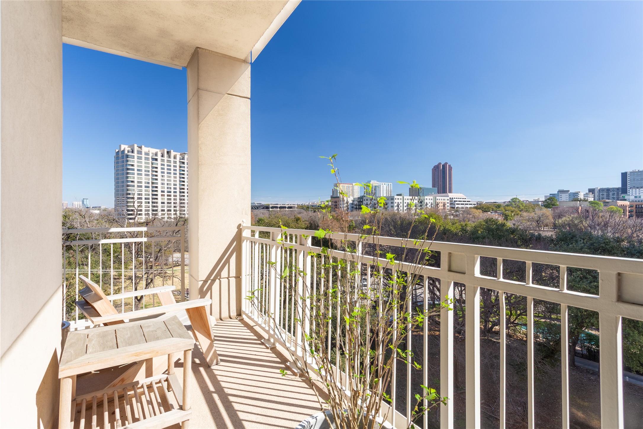 3225 Turtle Creek Boulevard Dallas TX 75219