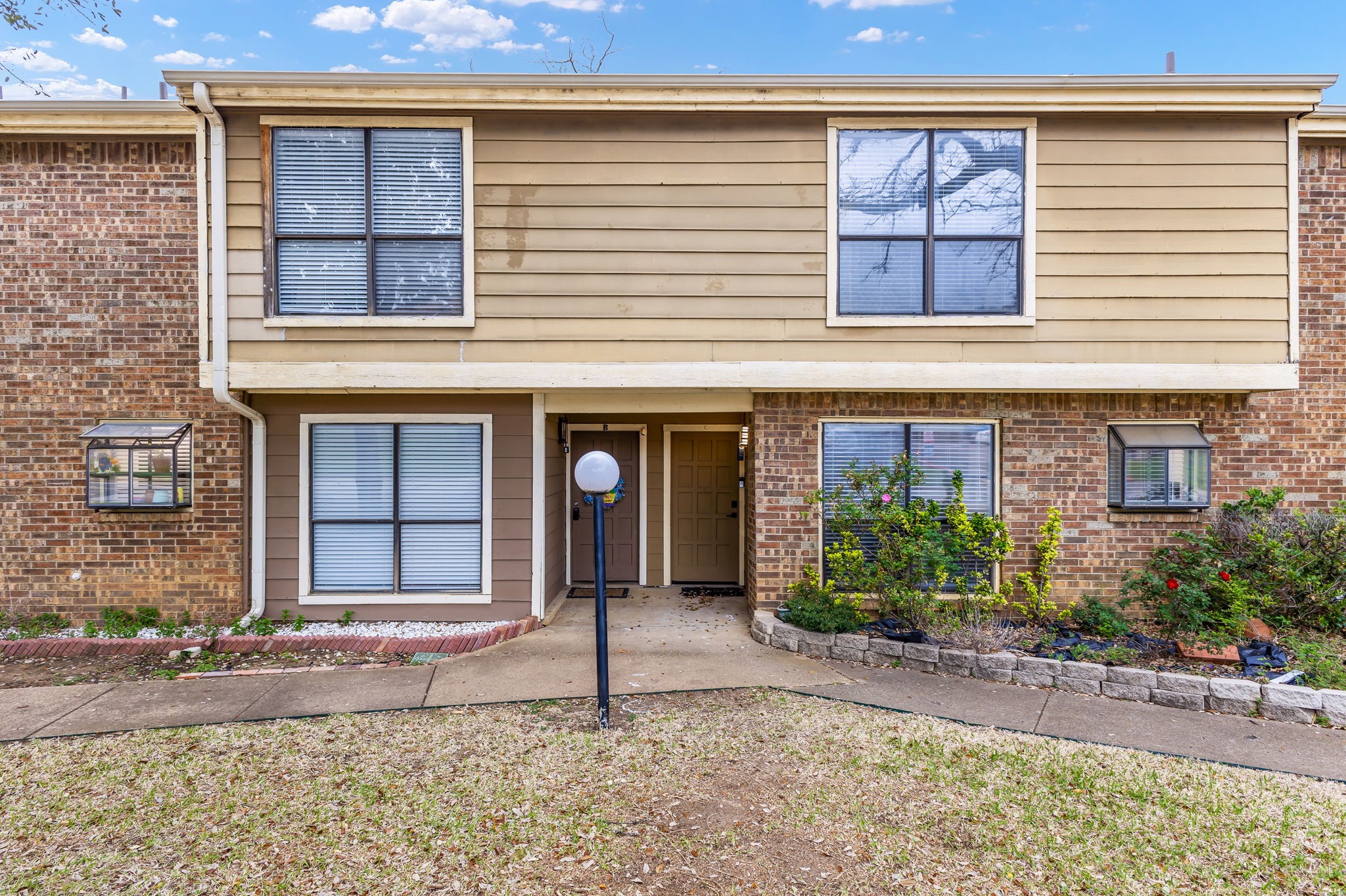 2101 Park Willow Lane Arlington TX 76011