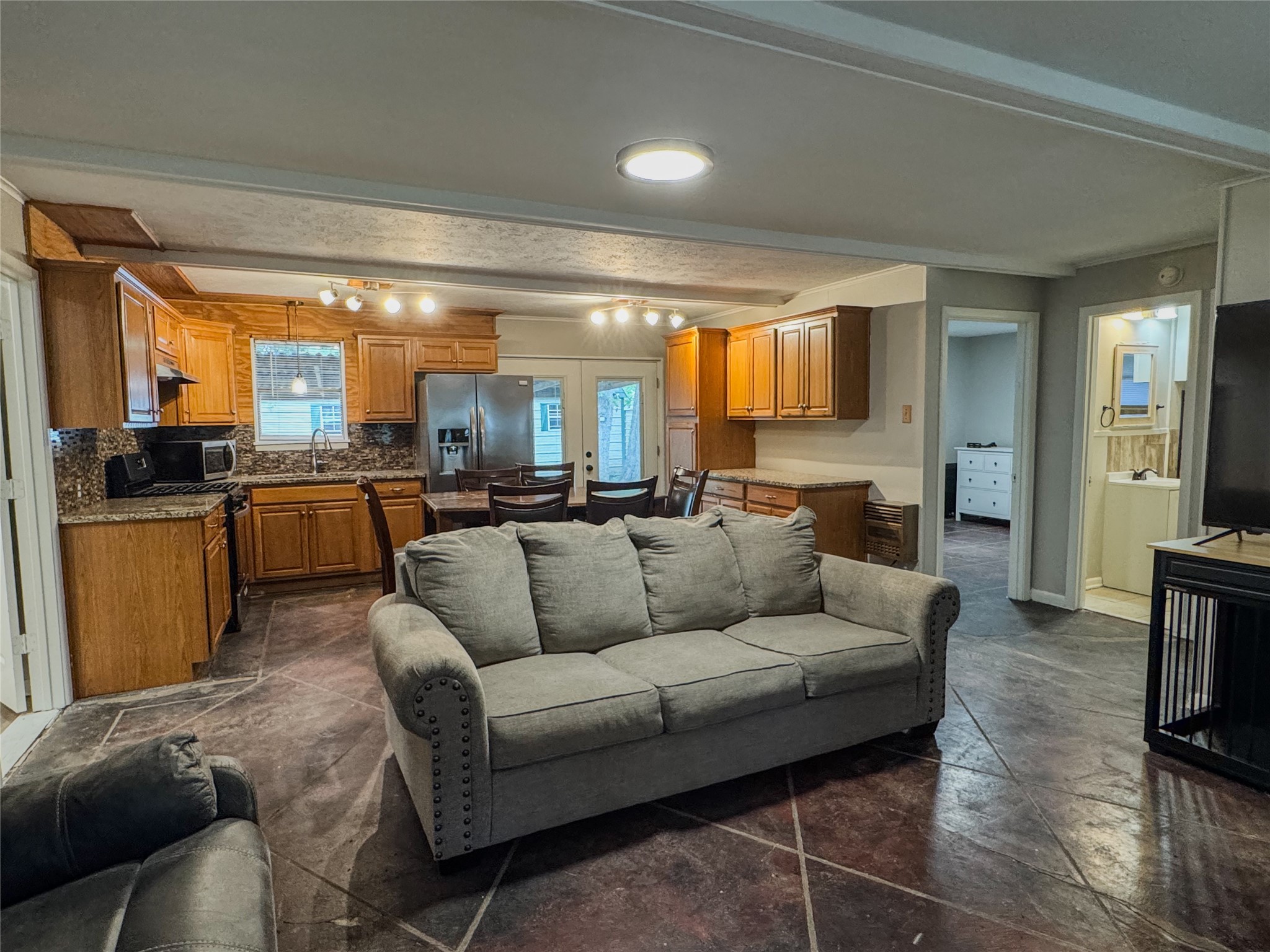 743 Oak Leaf Trail East Tawakoni TX 75472