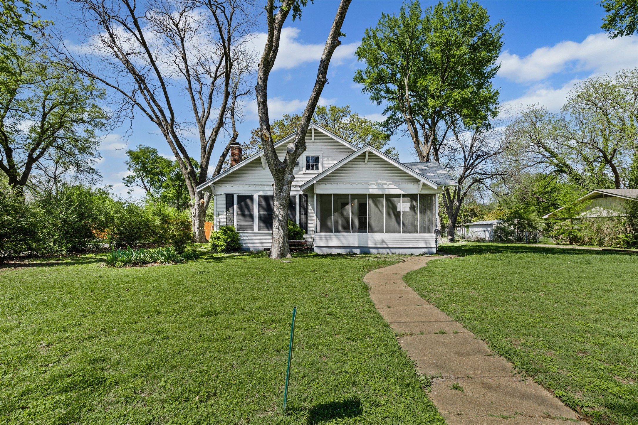 1111 Park Drive Hillsboro TX 76645