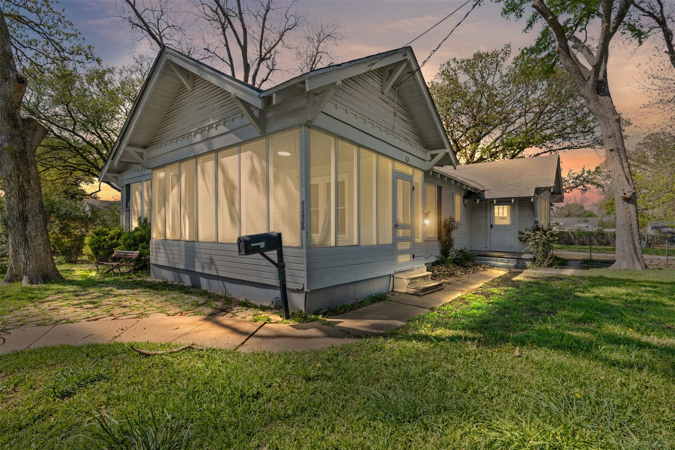 1111 Park Drive Hillsboro TX 76645