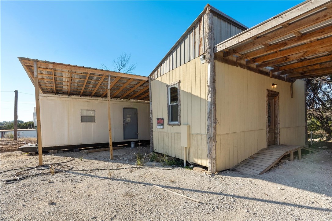 690 Hwy 22 Highway Clifton TX 76634