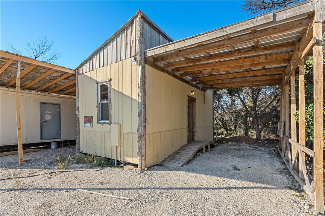 690 Hwy 22 Highway Clifton TX 76634