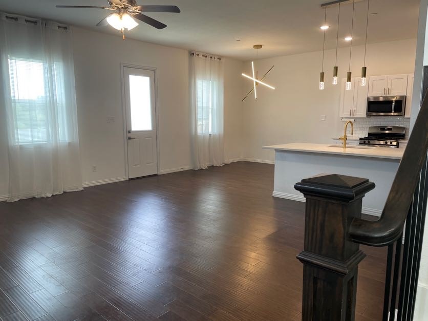 4342 Hebron Street Irving TX 75061