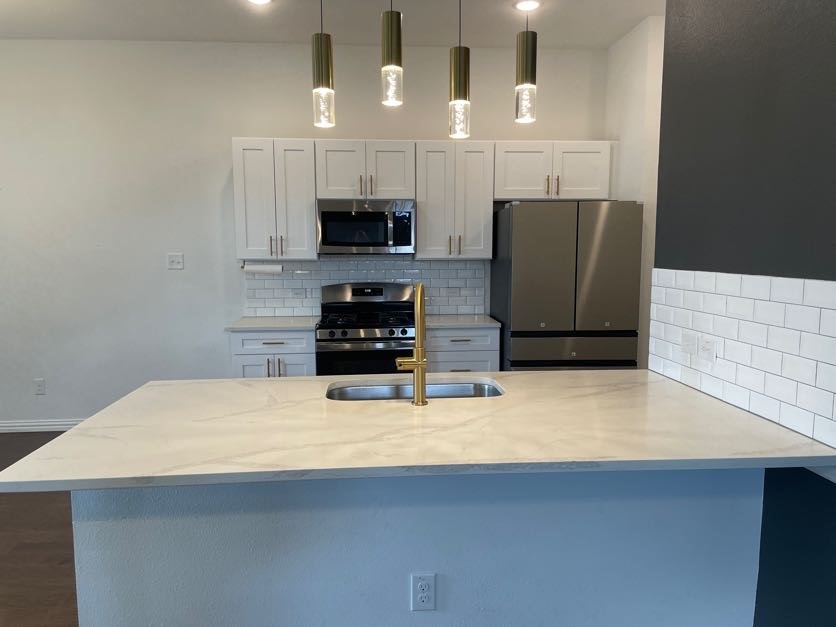 4342 Hebron Street Irving TX 75061
