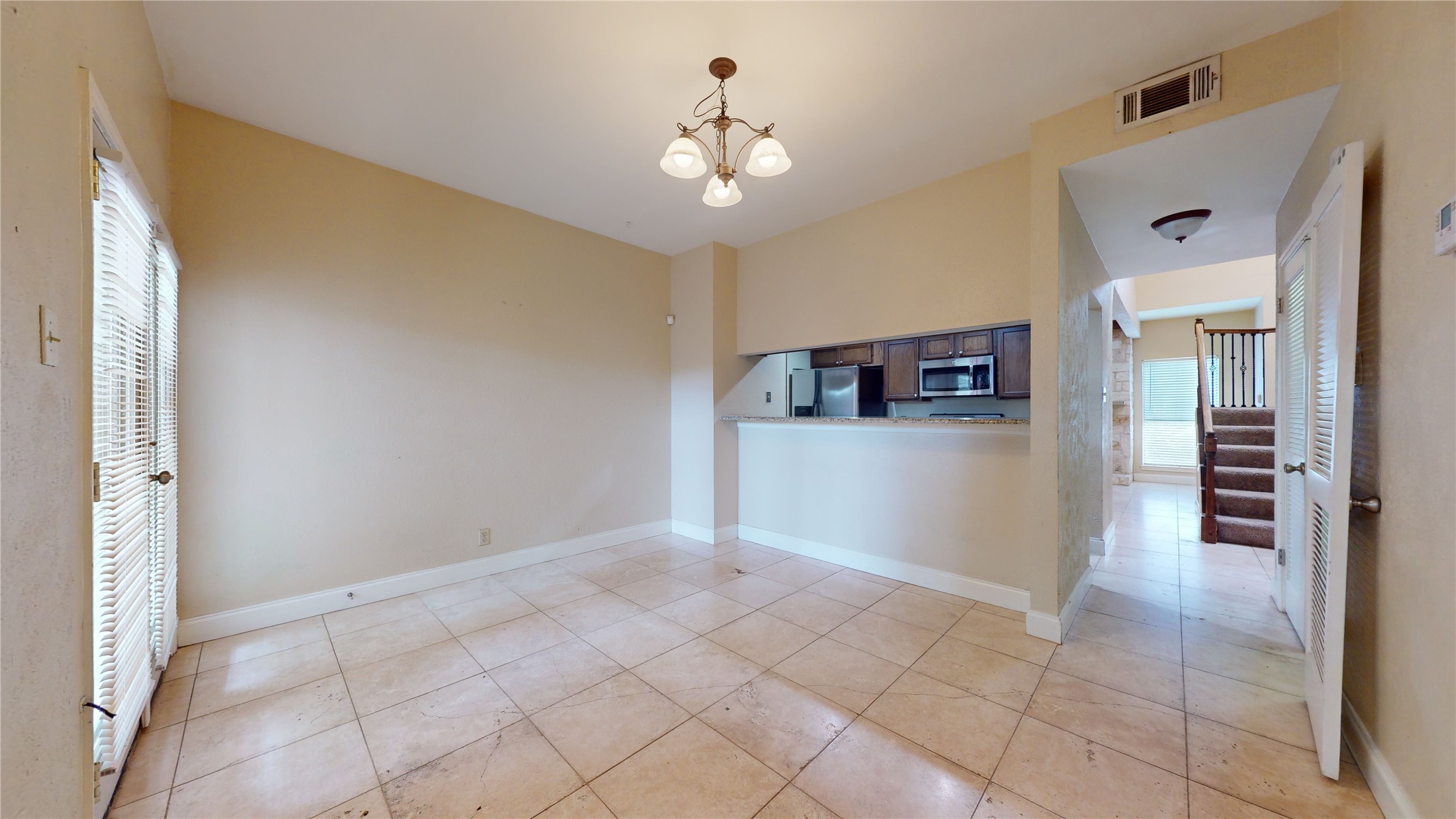 564 Josephine Street Dallas TX 75246