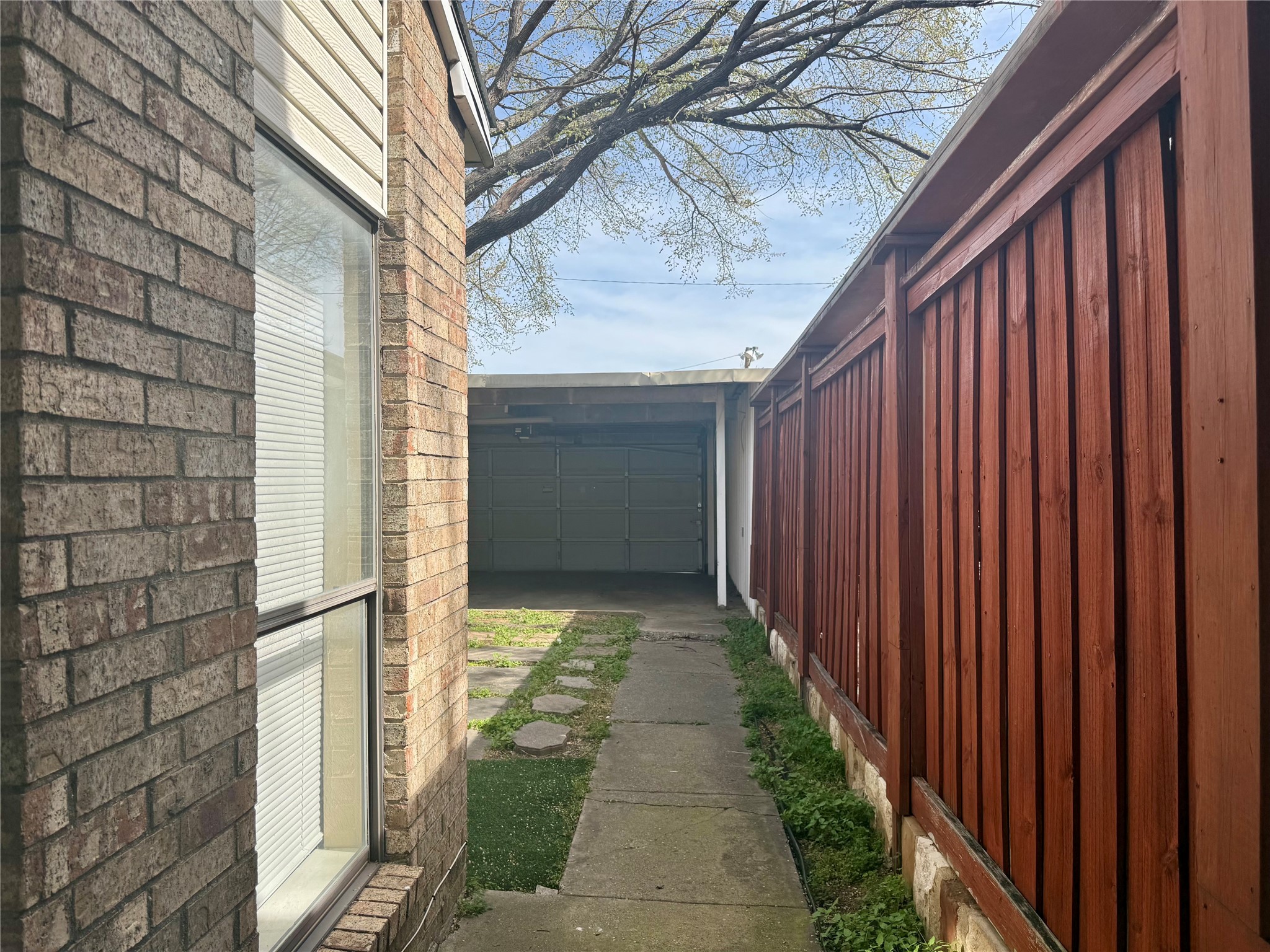 564 Josephine Street Dallas TX 75246