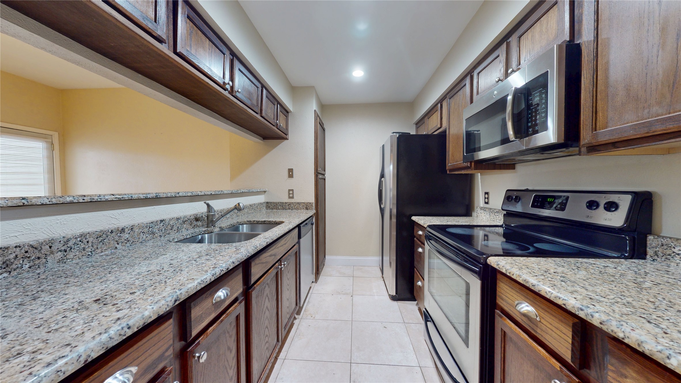 564 Josephine Street Dallas TX 75246