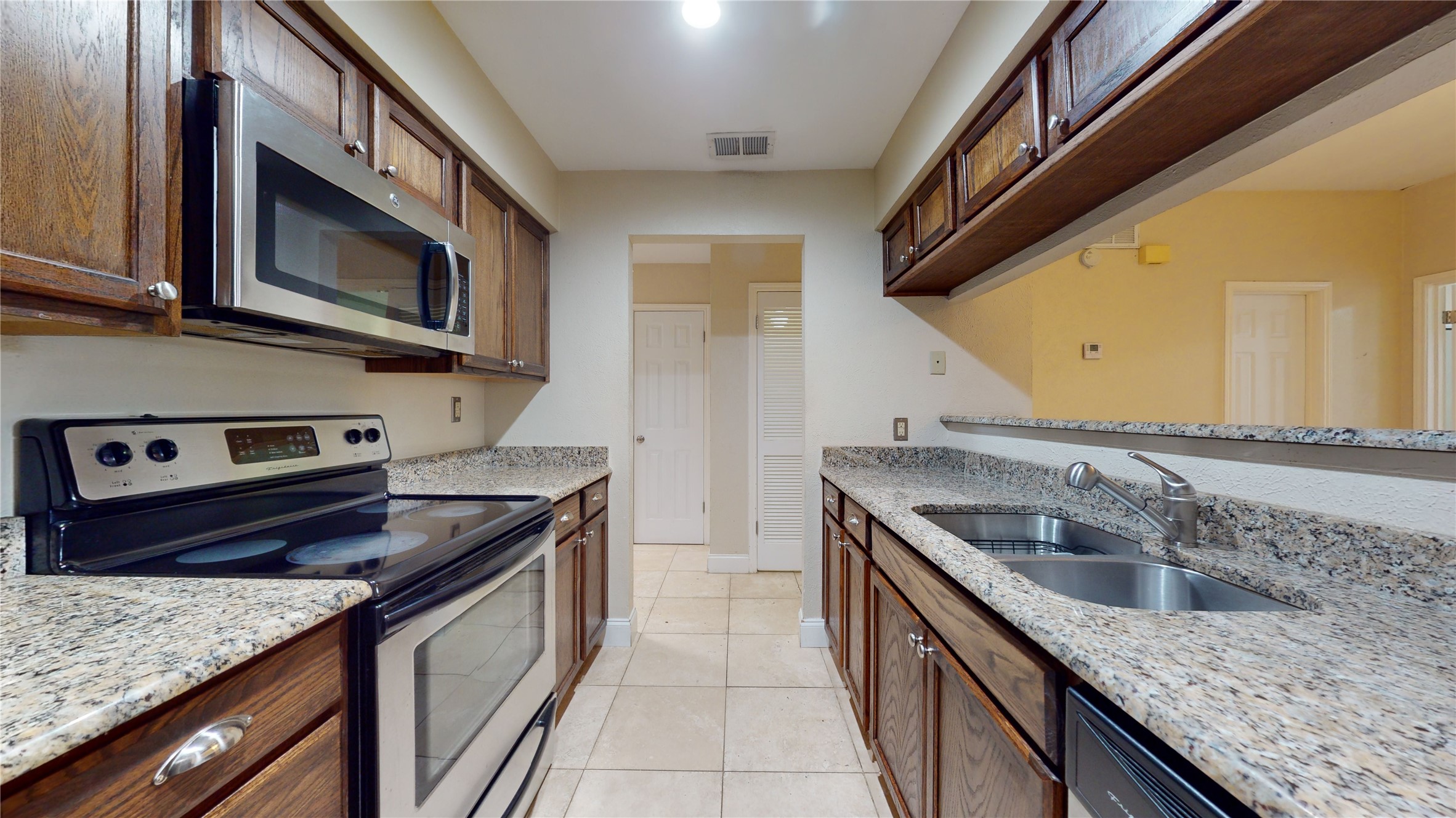 564 Josephine Street Dallas TX 75246