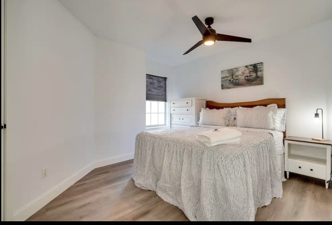 2943 S Bend Drive Dallas TX 75229