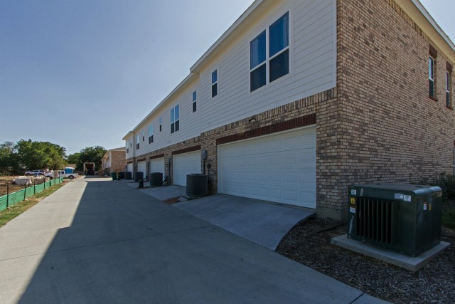 303 Lily Lane Lewisville TX 75057