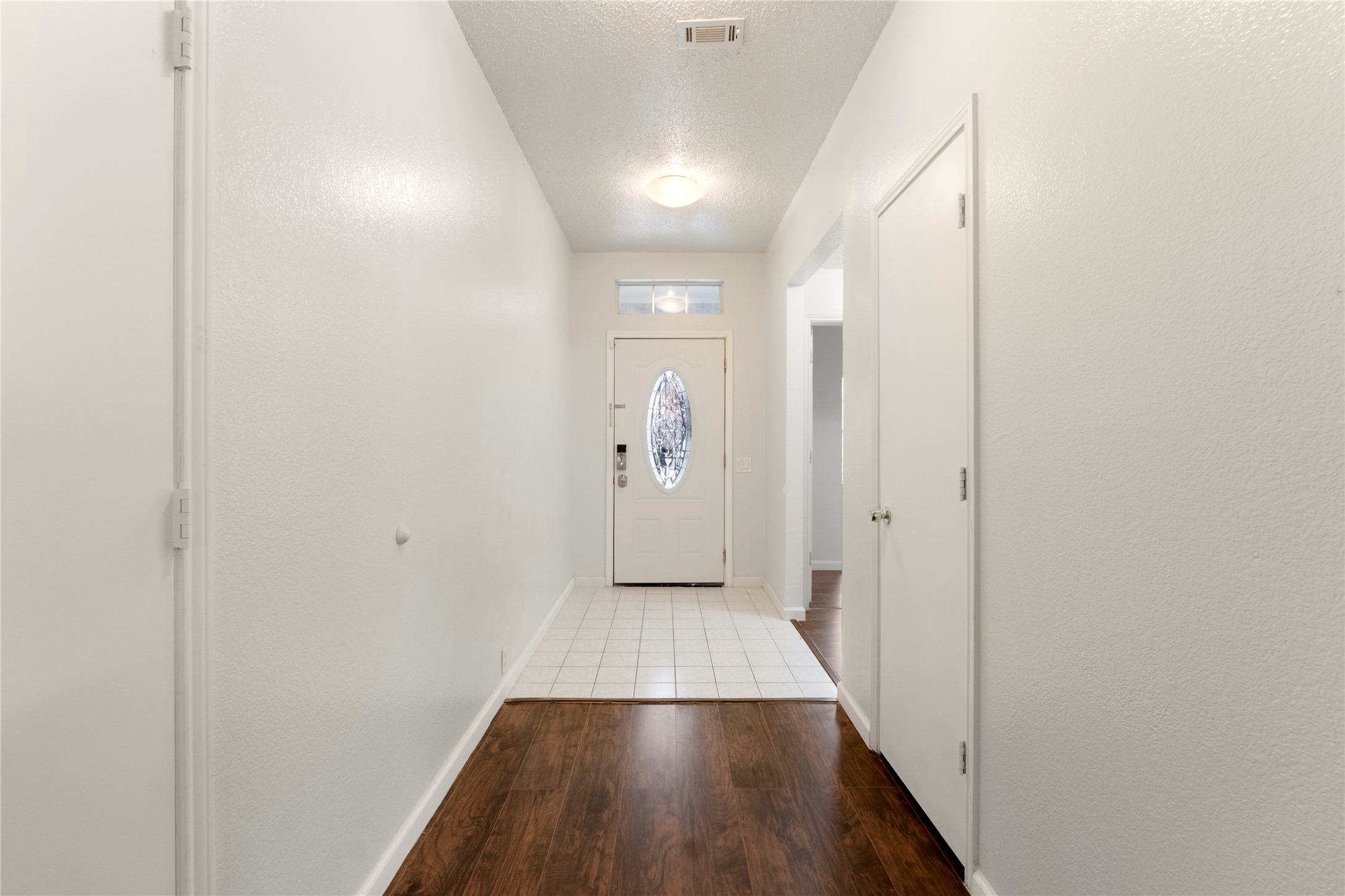 206 Shady Brook Drive Arlington TX 76002