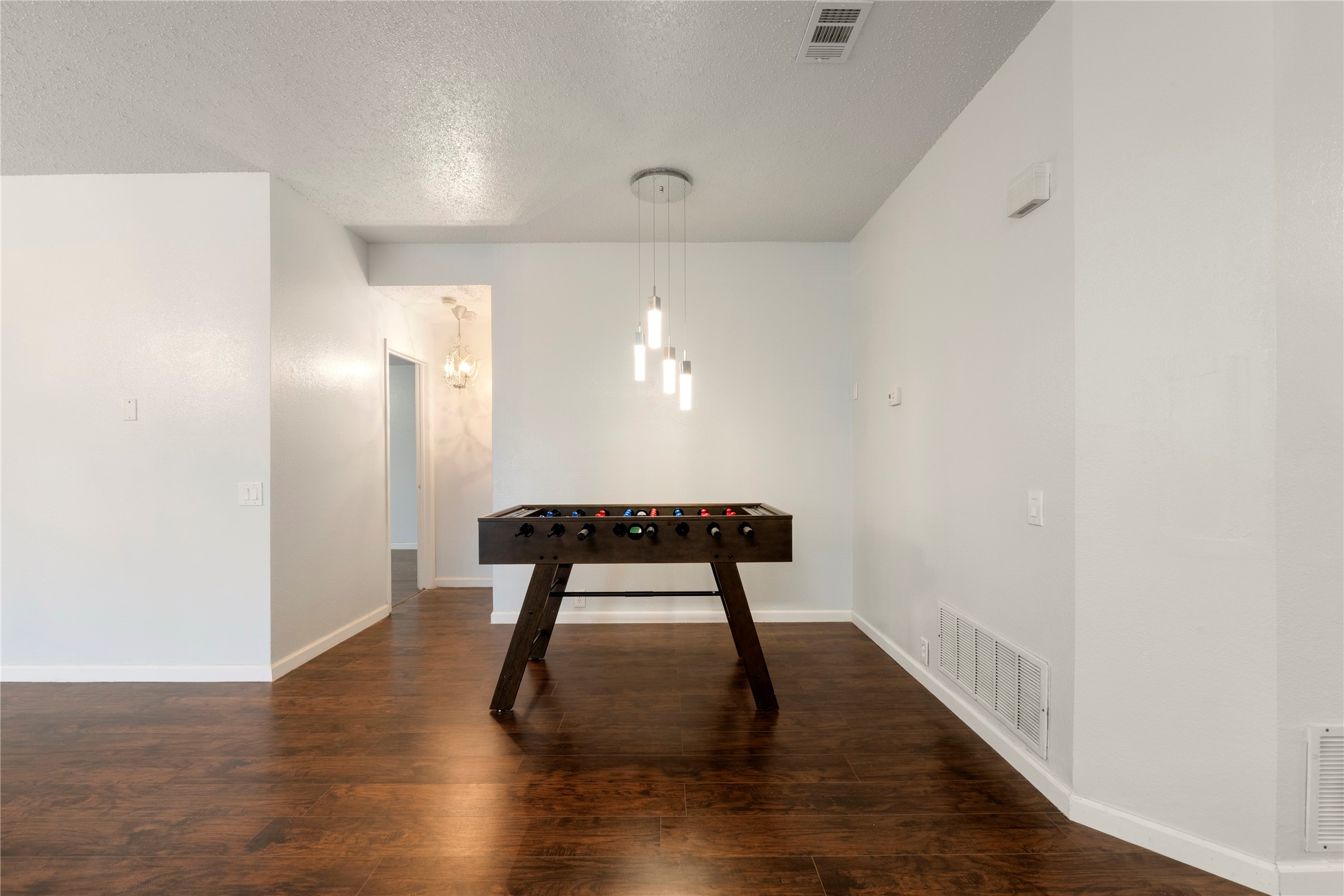 206 Shady Brook Drive Arlington TX 76002